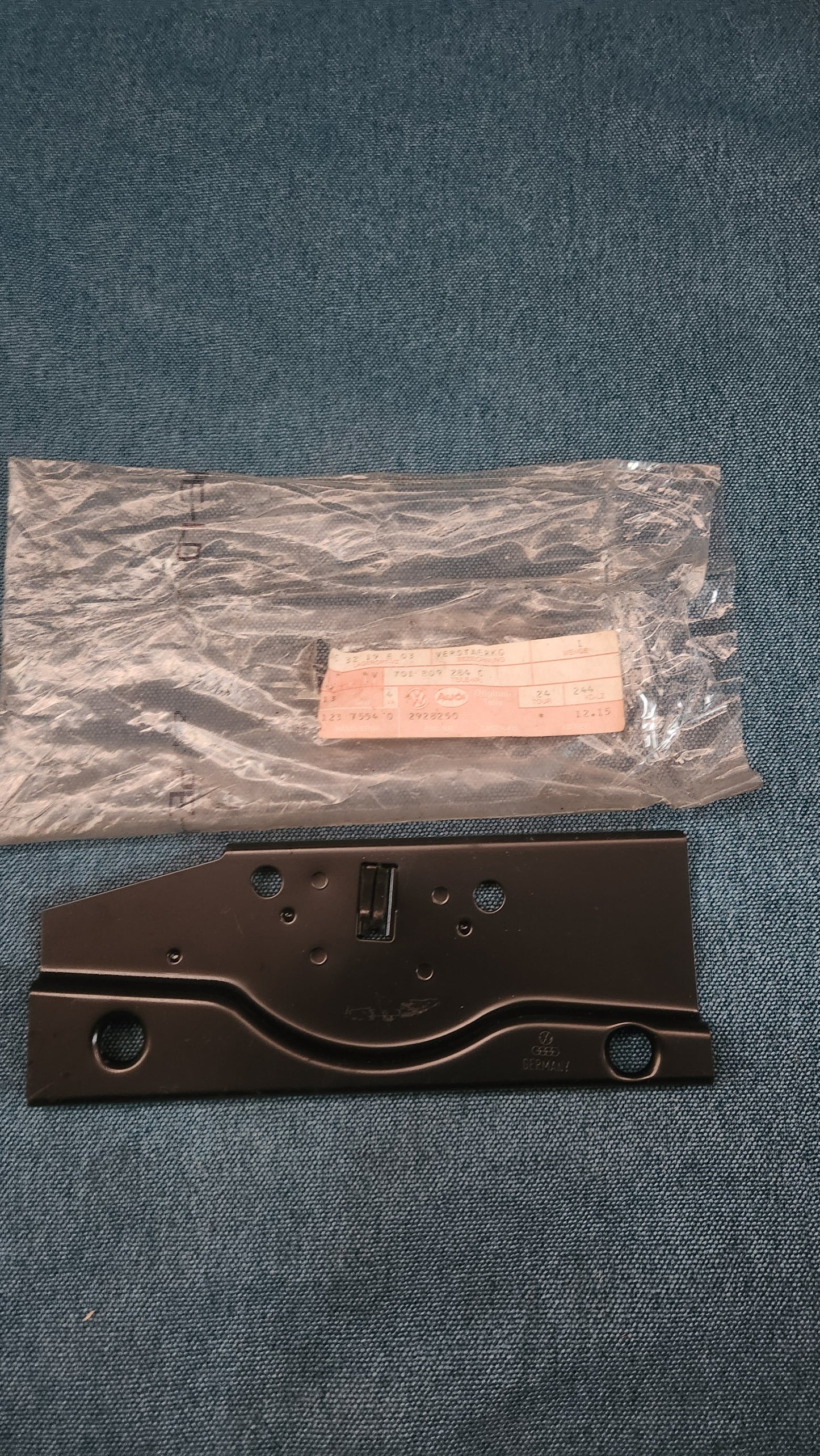 T4 Bus Verstärkung Schiebetür 701809284C Nos G9