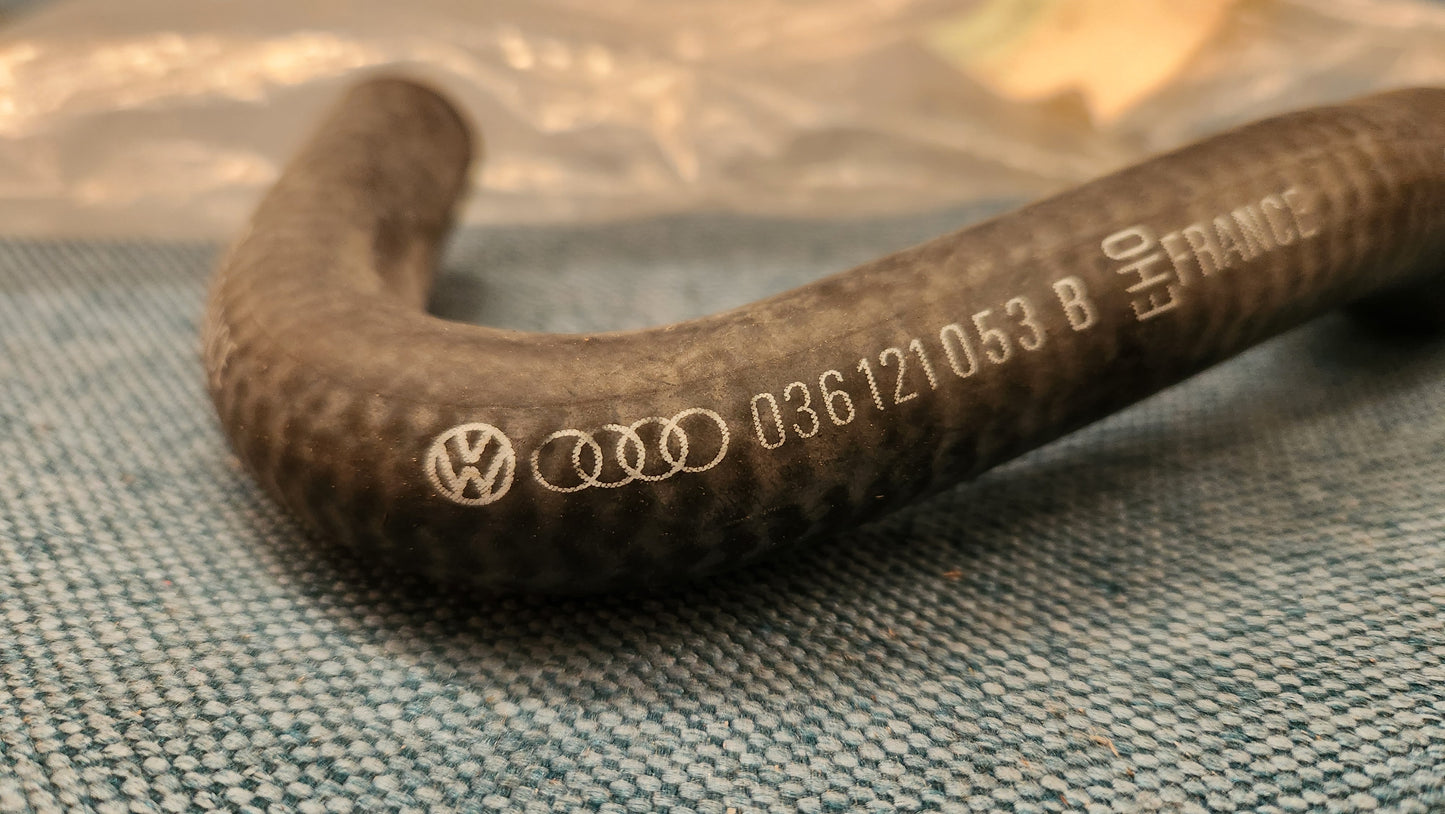 Passat B1 32 Wasserschlauch 036121053 Nos A3