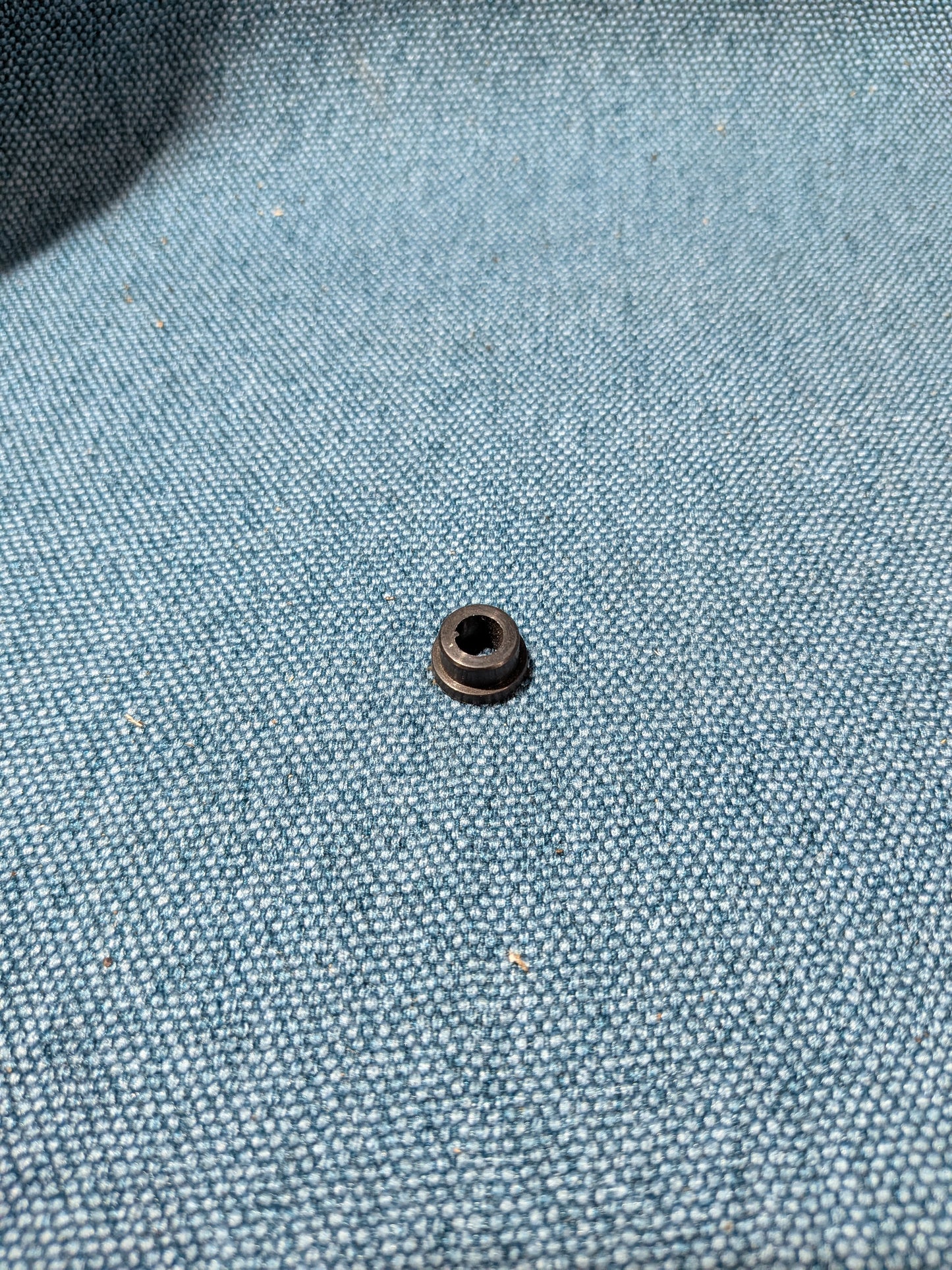 Lagerbuchse für Gaspedal Porsche/924/944 823721553 NOS J9