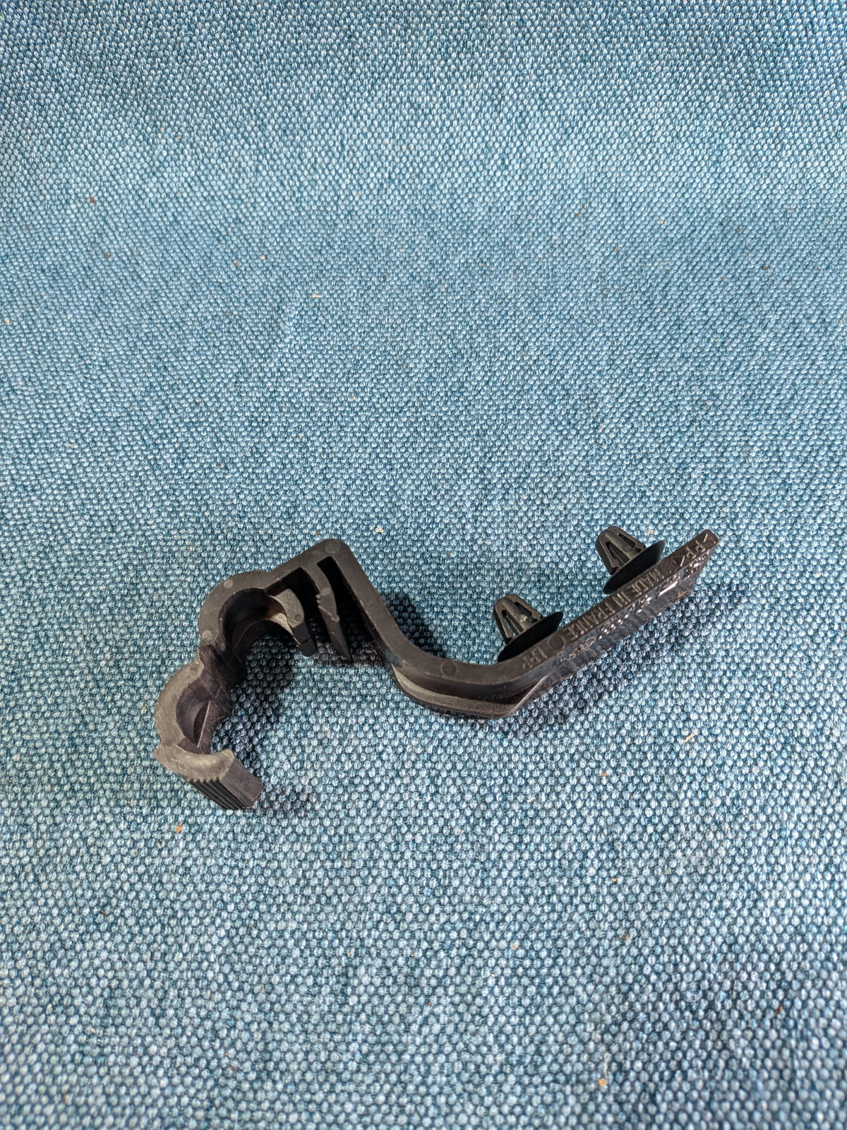Halter Fox/Polo6/Audi A1/Seat Ibiza 6Q0971615AB NOS B8