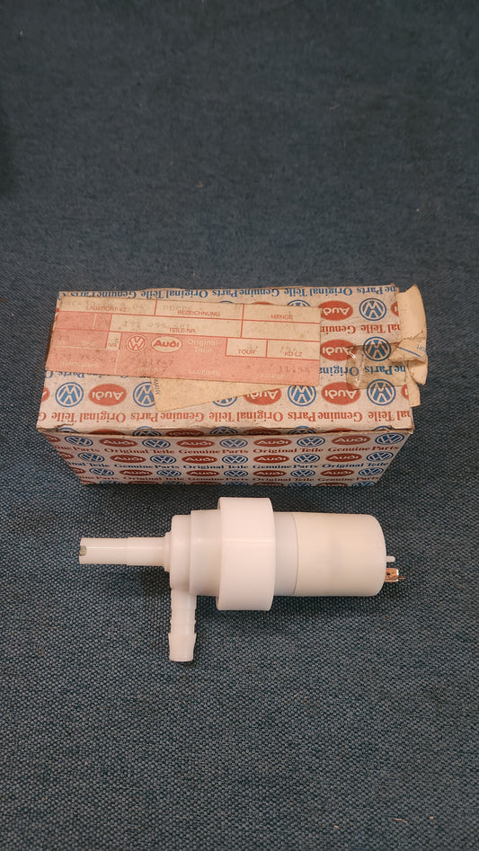 Pumpe Scheinwerferwaschanlage SWR Golf 2/Jetta2 Porsche 911/928/924/944 191955681 Nos F8