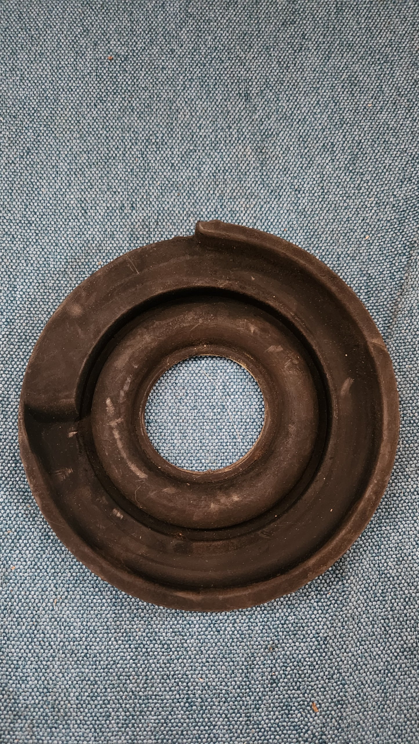 Damper Ring Spring Plate Audi 100/200/A6/C3/C4 443511297B Nos I9