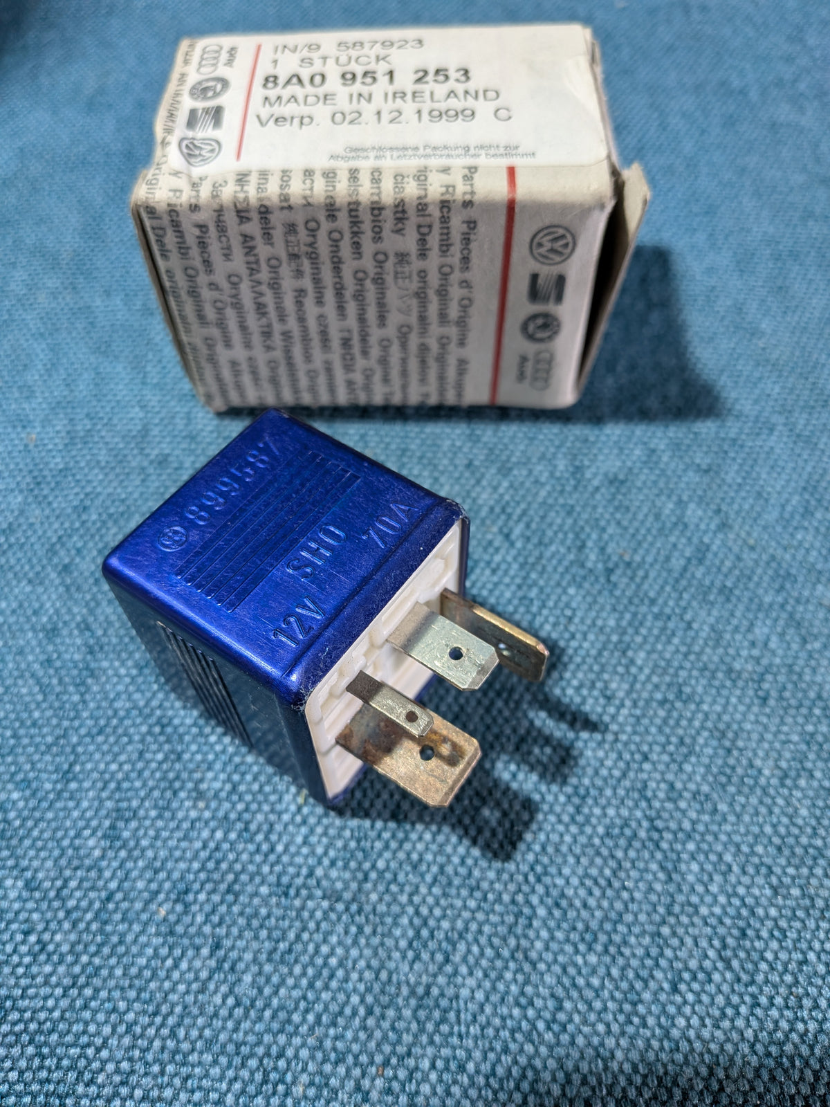 Relay 202 Fuel Pump Passat/3B/BG/Phaeton 3D/Touareg 7LA/Audi 80/90/B2/B3/B4/100/200/C3/C4/A2 8Z/A4/B5/B6/B7/A6 C5/A8 4D2 8A0951253 Used K2