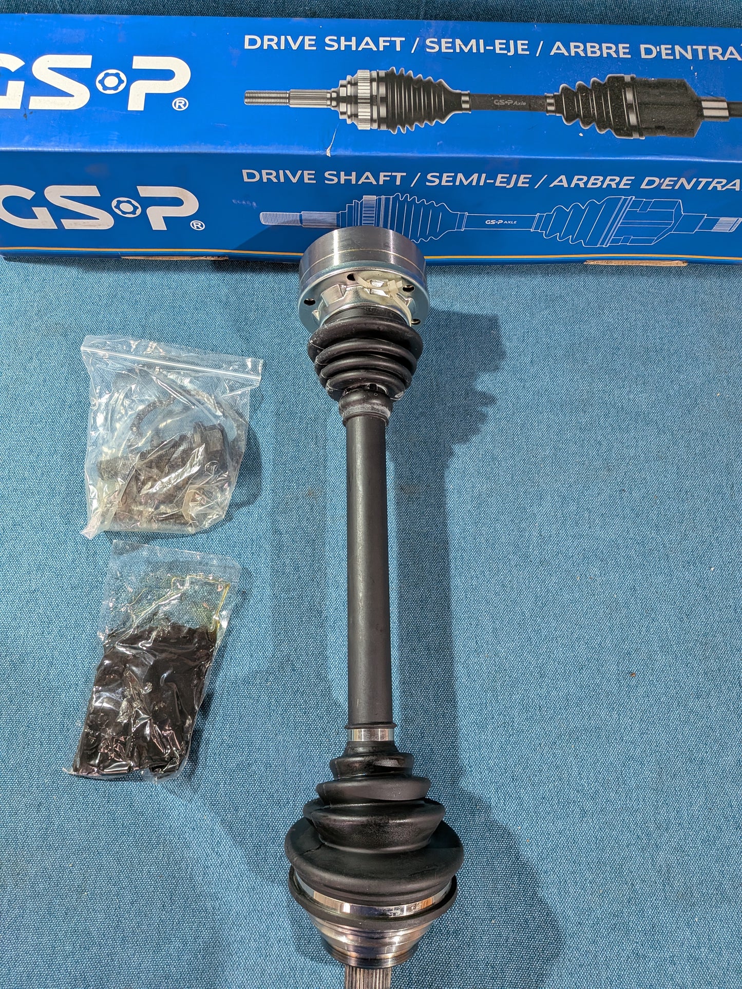 Antriebswelle GSP Touran/Caddy3/Passat B6/Golf/5/7/Audi A3 8V 1K0407451GX NOS/Neu A19