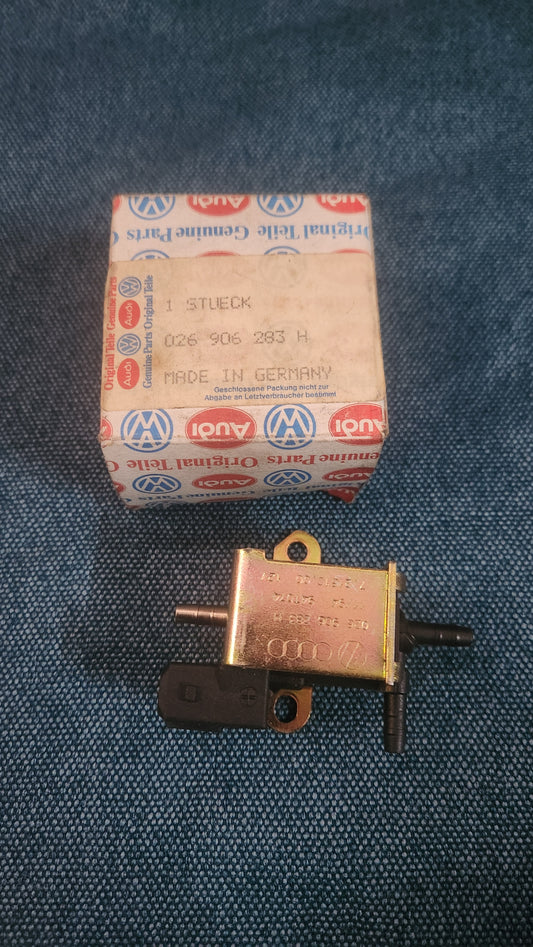 Pierburg Sekundärluftventil Golf2/Jetta2/Golf4/Bora/Passat B2/3B/BG/Audi100/200/C3/C4/80/B4/A4B5/A3/A6/C5/C6/TT 026906283H Nos G5