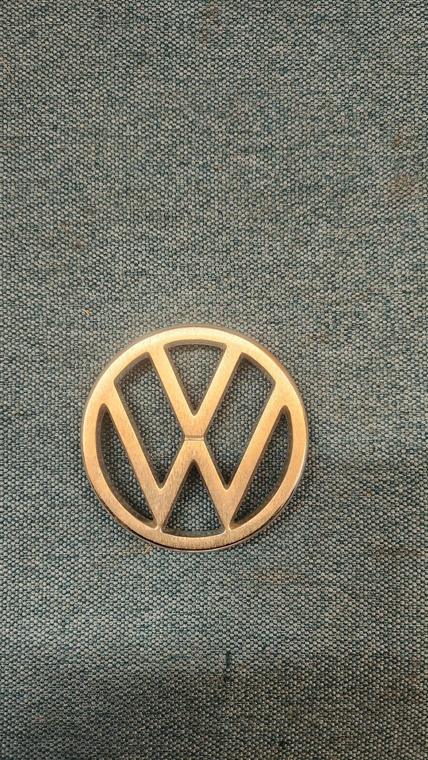 Emblem Vw Zeichen für Fronthaube Typ3/Käfer/Kübelwagen 113853601D Nos L2
