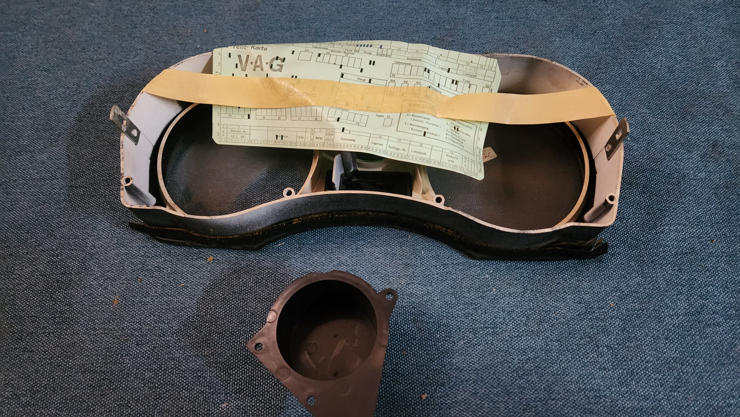 Audi 80 B1 Passat B1 Tachogehäuse Tacho 321919053C Nos D9