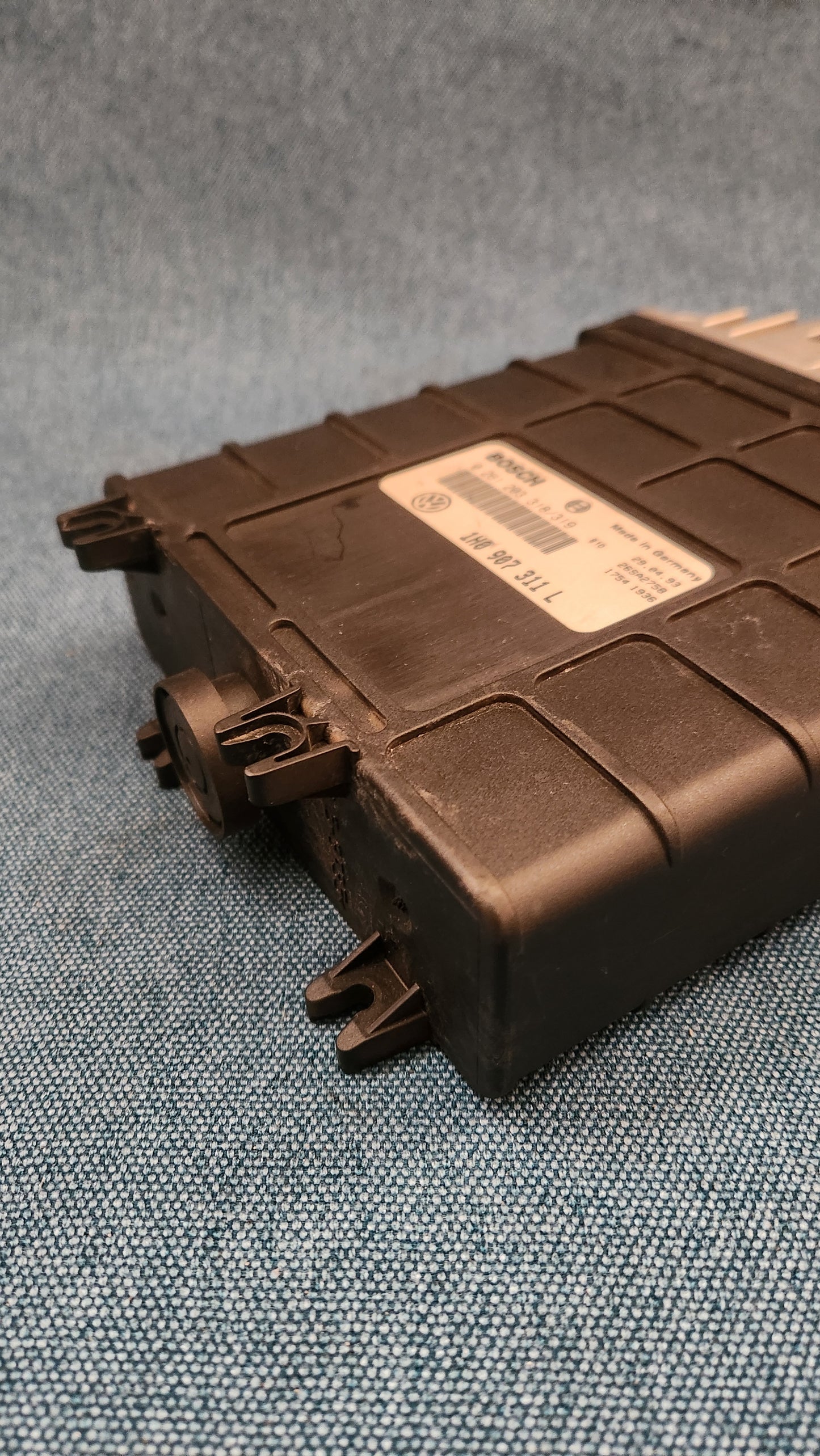 Engine control unit Golf 3/Vento 1.8L ABS 1H0907311L New Old Stock M4