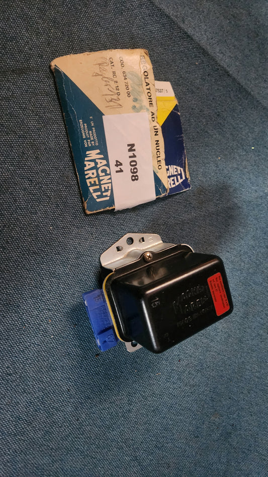 Lichtmaschienenregler Magneti Marelli Fiat 124 125 Lancia Beta 63472000 NOS B3