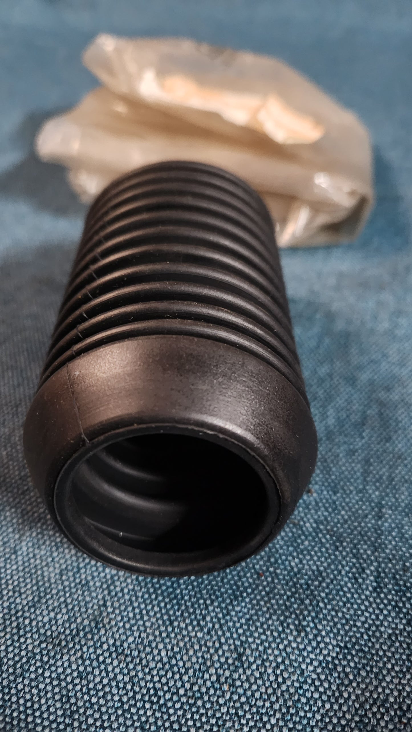 Lenkgetriebmanschette Golf2/Jetta2 191419831 Nos H1