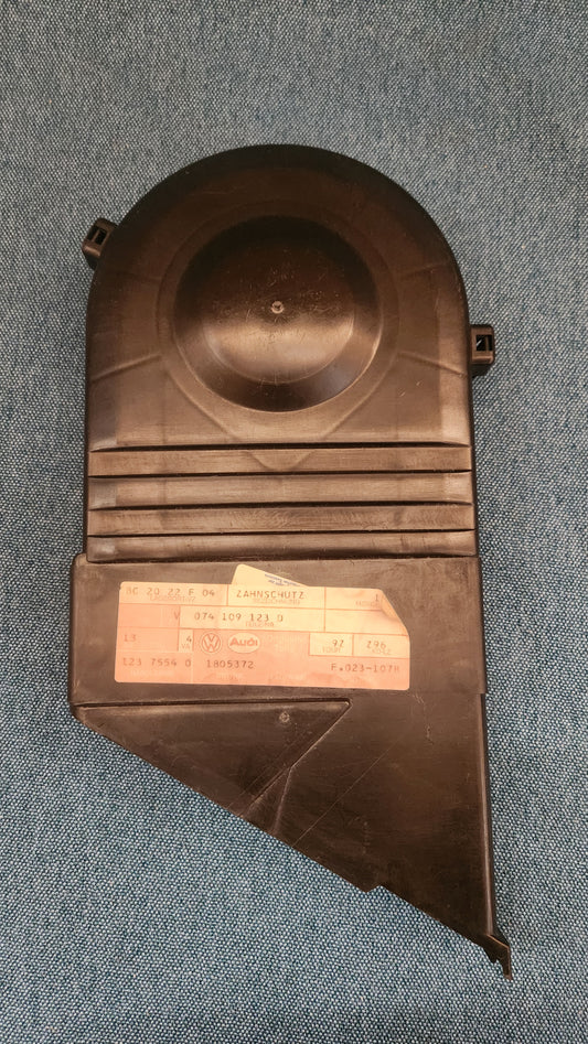 Zahnriemenabdeckung T4 Bus 2,4/2,5 L Dieselmotor ACU 074109123D Nos F9