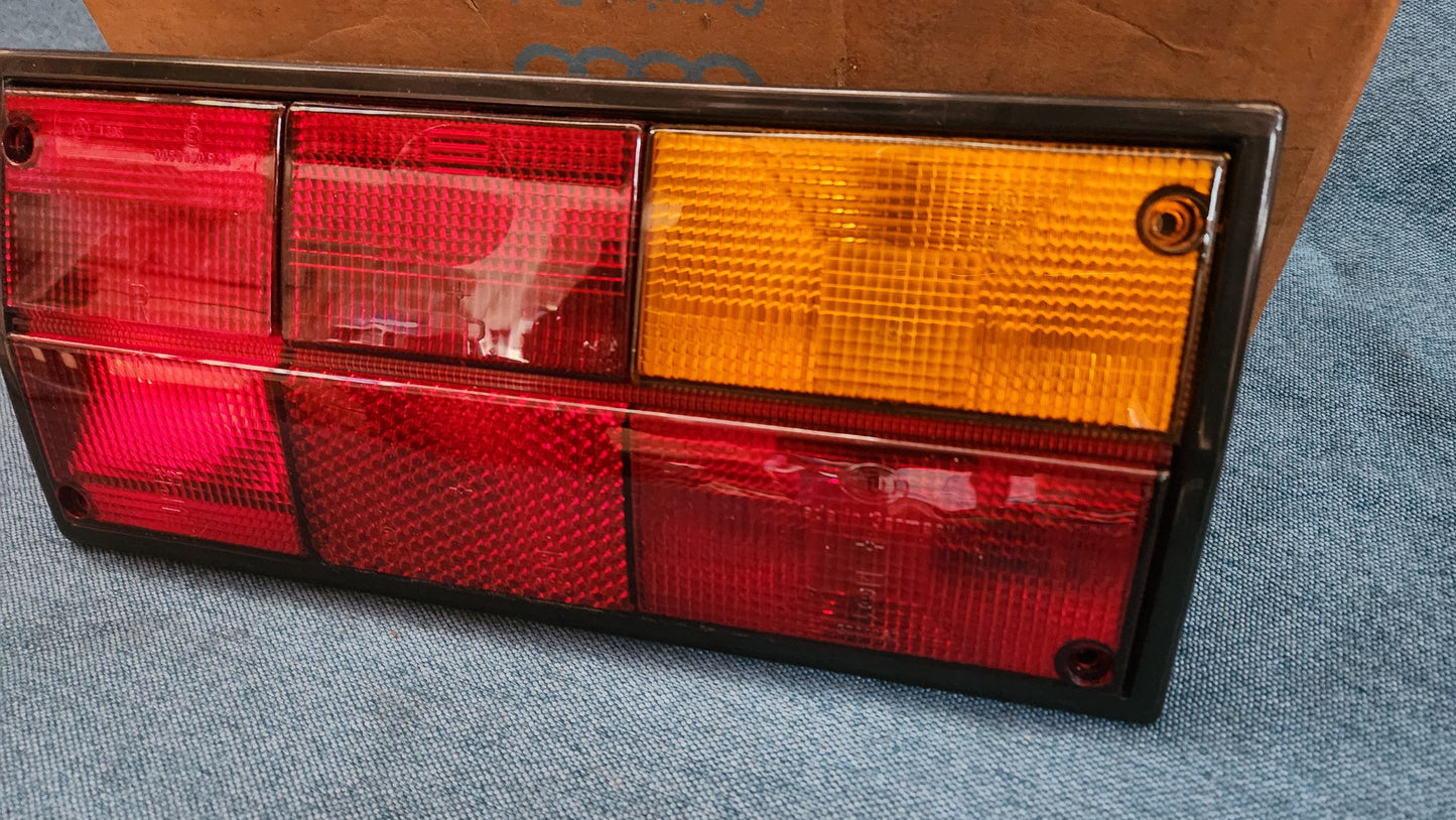 Taillight T3 Bus Right 251945112C NOS T1/T2