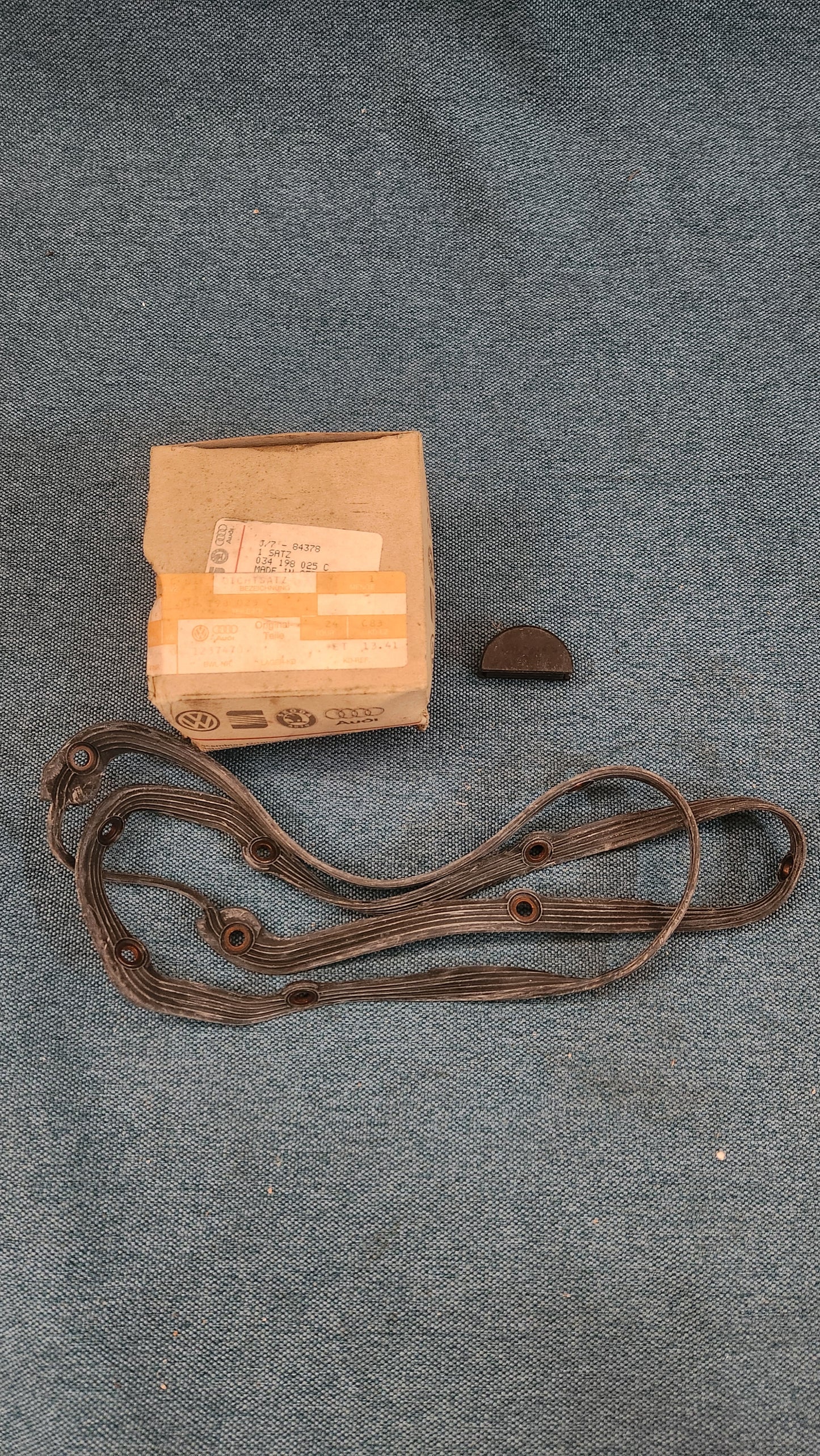 Ventildeckel Dichtung Audi 100/200/C3/C4/80/B2/B3/Passat 32B B2 034198025C Nos E4