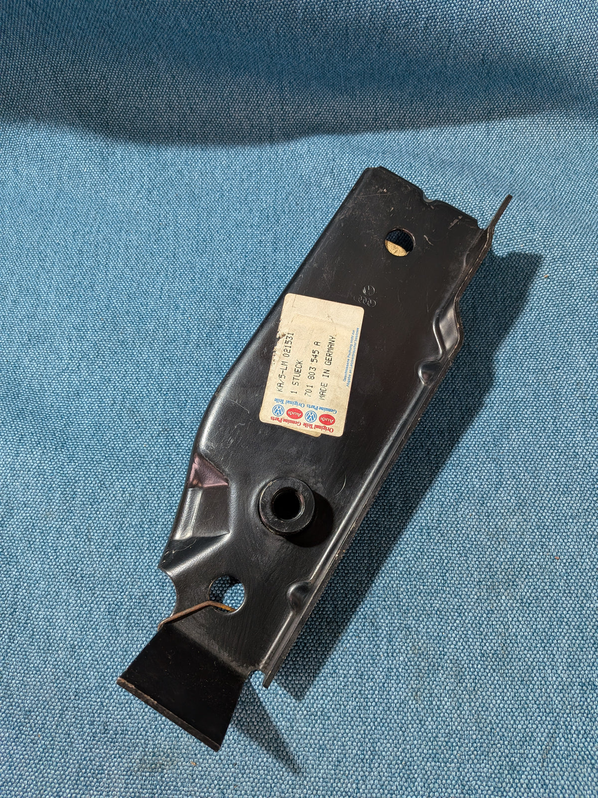 Halterung für Stoßdämpfer T4 Bus 701803545A NOS C10