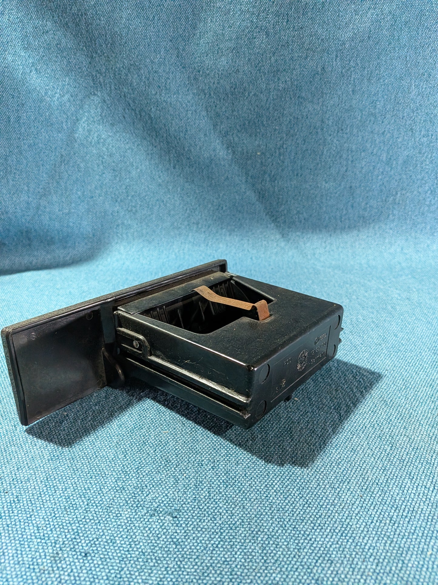 Ash tray center console Golf/Jetta/2 191857961 Used B4