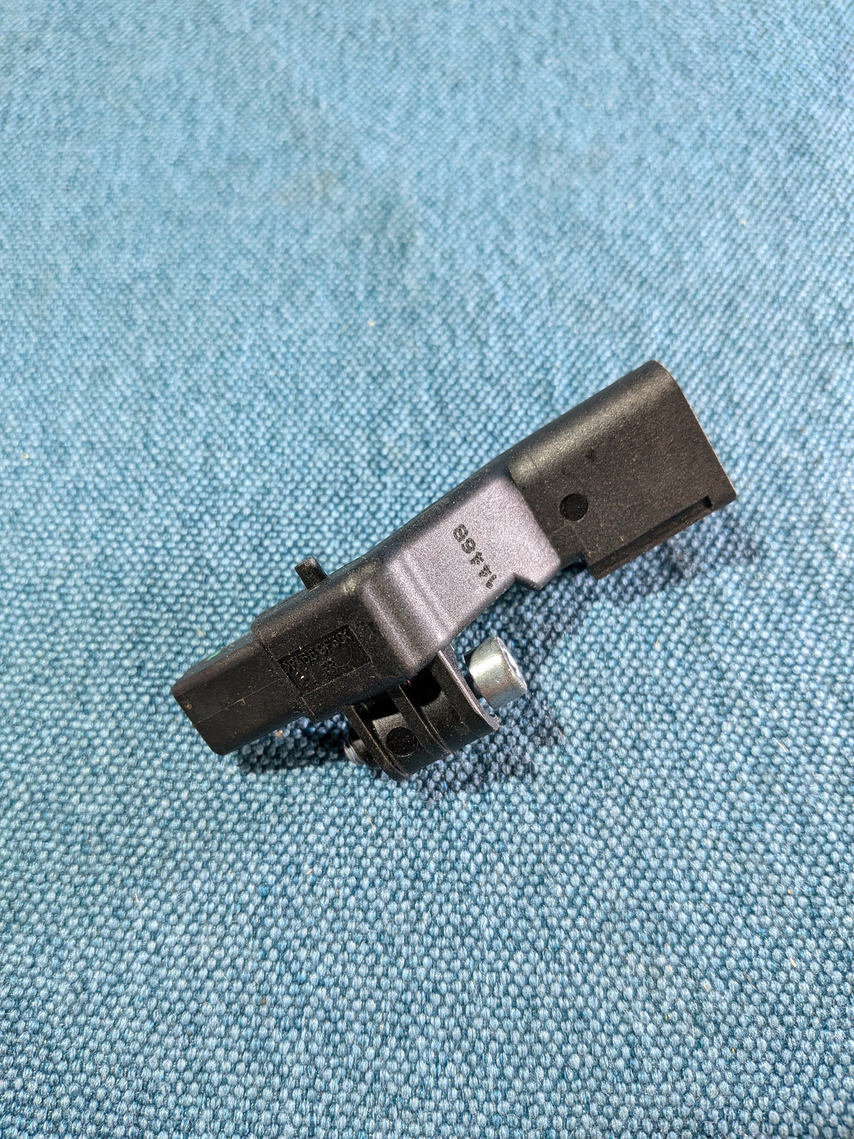 Crankshaft sensor Caddy 3/T5 Bus/Crafter/Fox/Golf/3/4/5/6/Plus/Jetta 3/Vento/Bora/Passat B6/Polo/9N/6/Sharan/Touran/Audi A3/8P/A4 B7/A6 C6 045906433A NOS G3