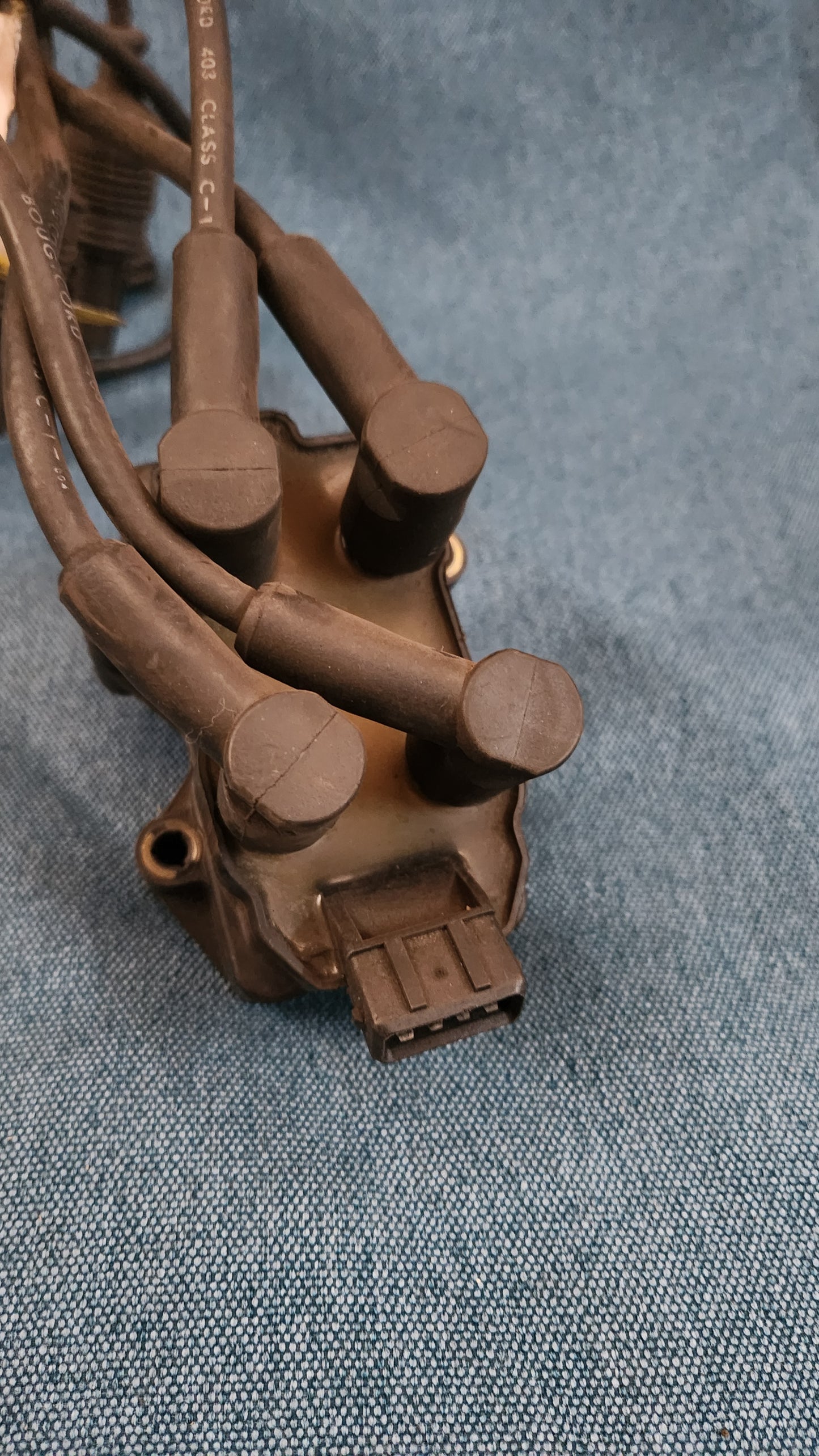 Zündspule mit Zündkabel Peugeot 106 96074054  Gebraucht N2