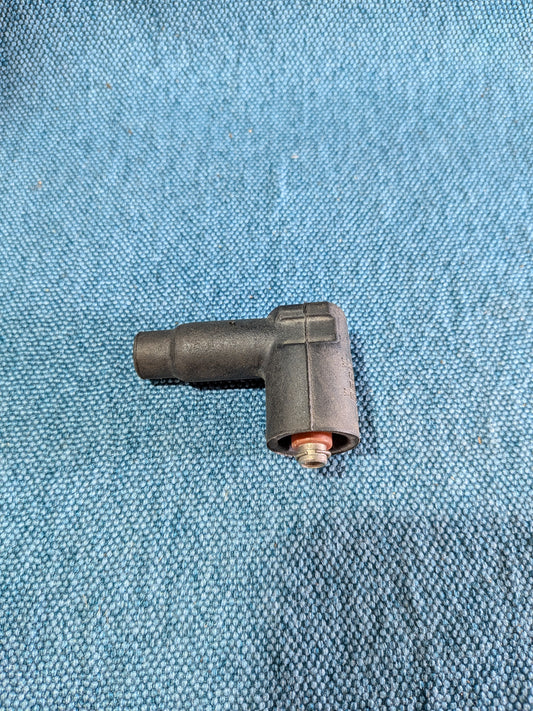 Beru Stecker Zündverteiler 0300513119 Caddy/14D/2 9KV/Corrado/Derby/Golf/Jetta/1/2/3/4/Vento/LT1/Lupo/Passat/B2/B3/B4/Polo/86C/6N/Santana/Scirocco2/T3/T4 Bus/Wartburg/Audi 80/90/B2/B3/B4/100/200/C3/C4/A6 C4/Cabriolet/Coupe 036035281A NOS/Neu B7