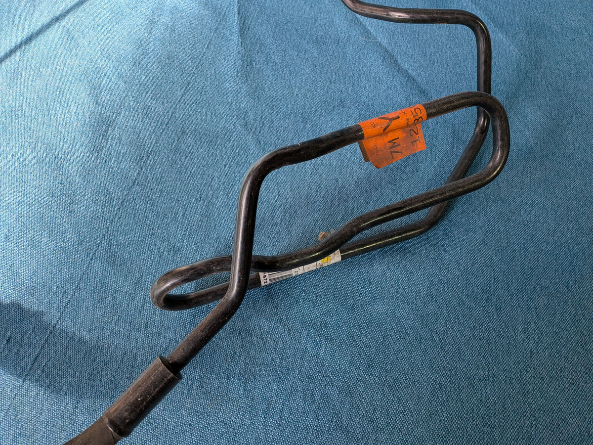 Servoschlauch Servoleitung Golf4/Bora/Skoda Octavia/Audi A3 8L 1J0422883DB NOS A4