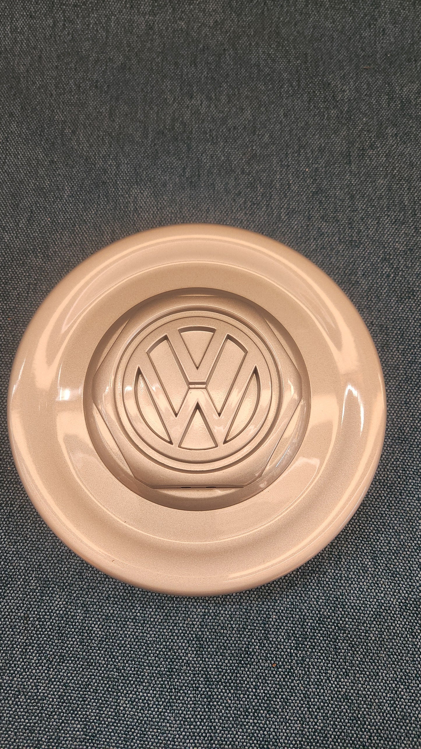 Wheel cap Passat B4 357601149G New Old Stock F9
