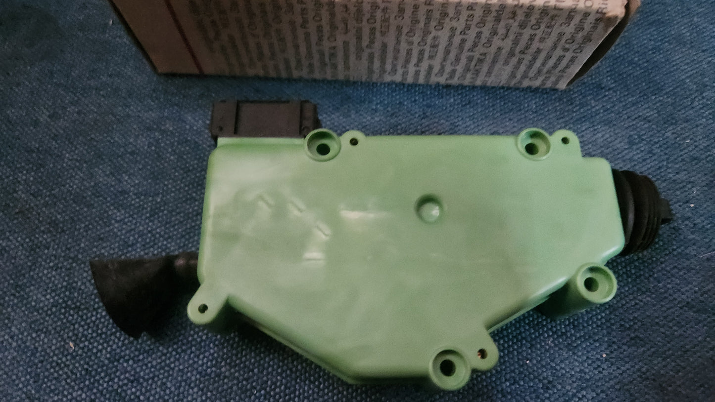 Stellmotor ZV Zentralverriegelung T3/T4 Bus 7D0959781A Nos F9