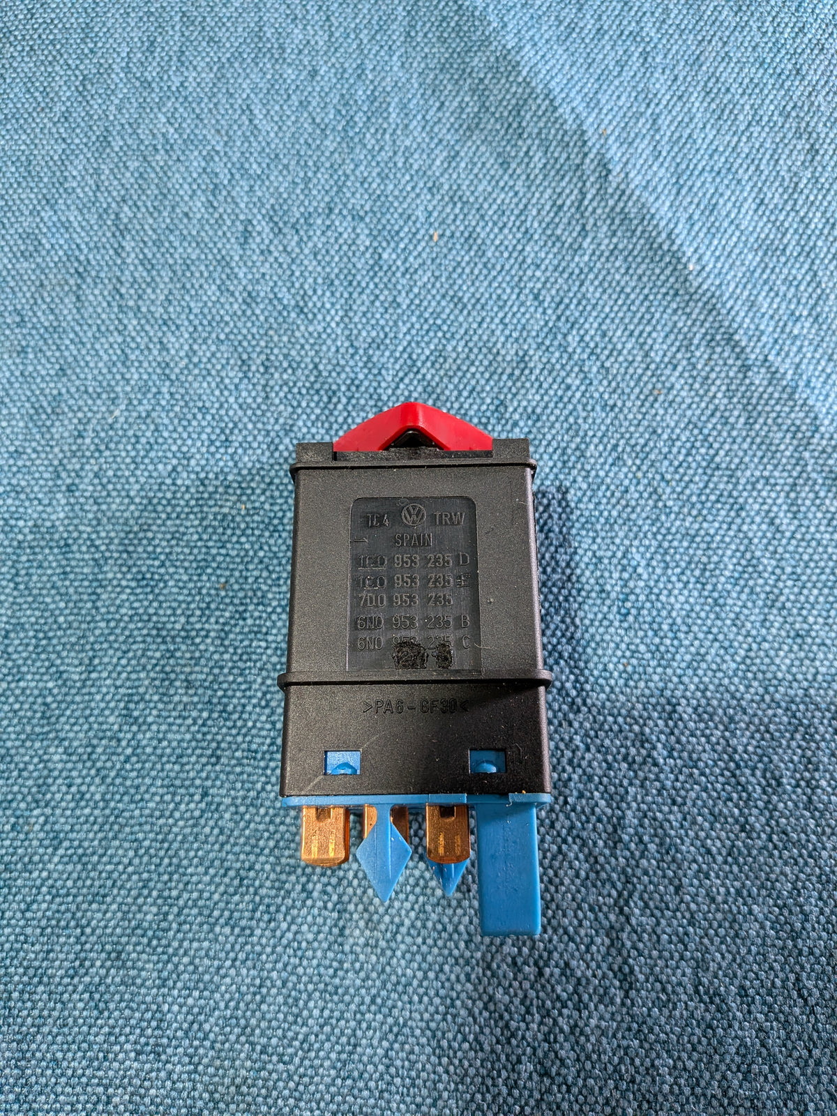 Warnblinklichtschalter Lupo/Polo 6N/T4 Bus 6N0953235B Gebraucht B19
