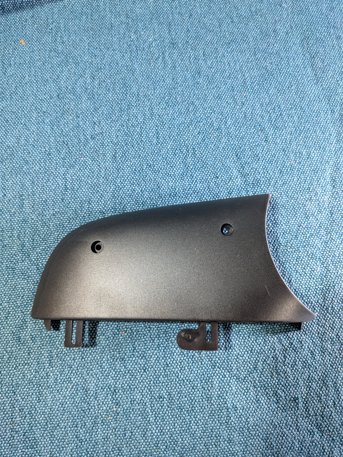 Blende Außenspiegel unten links T5 Bus 7E1857604 NOS B24