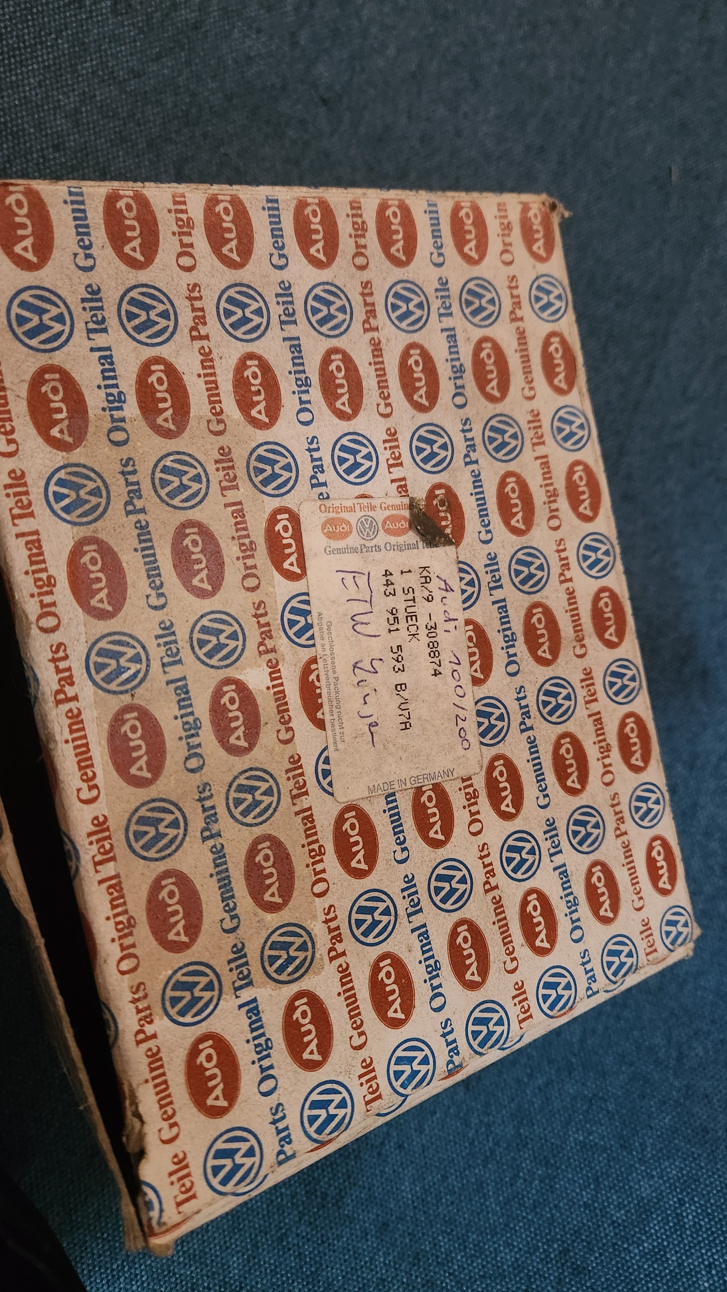 Audi 100/200/Type 44/V8/D11 Steering Column Cover Lower Section 443953516 Nos A3