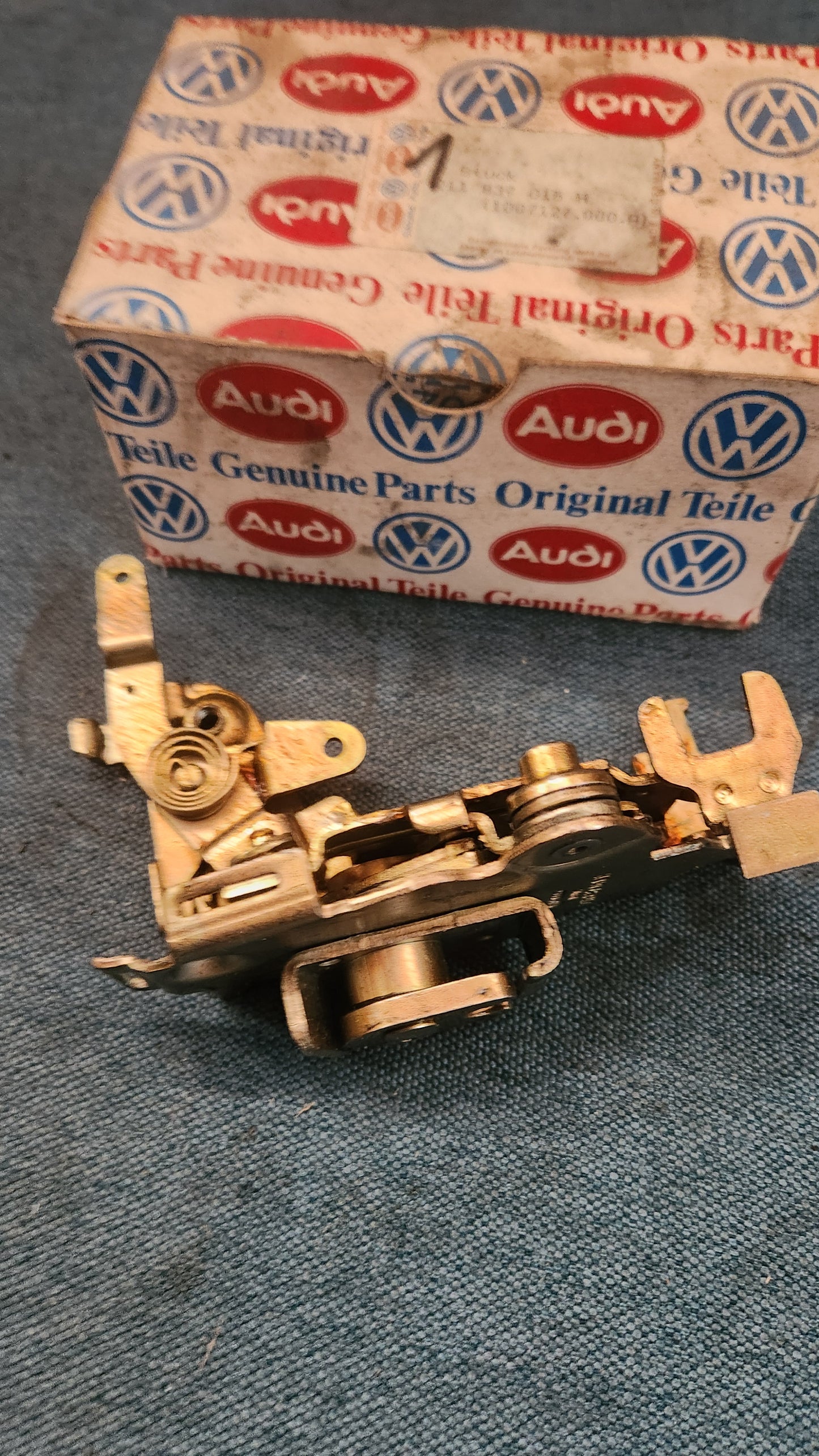 T2 Bus Türschloss Rechts 211837016H Nos F7