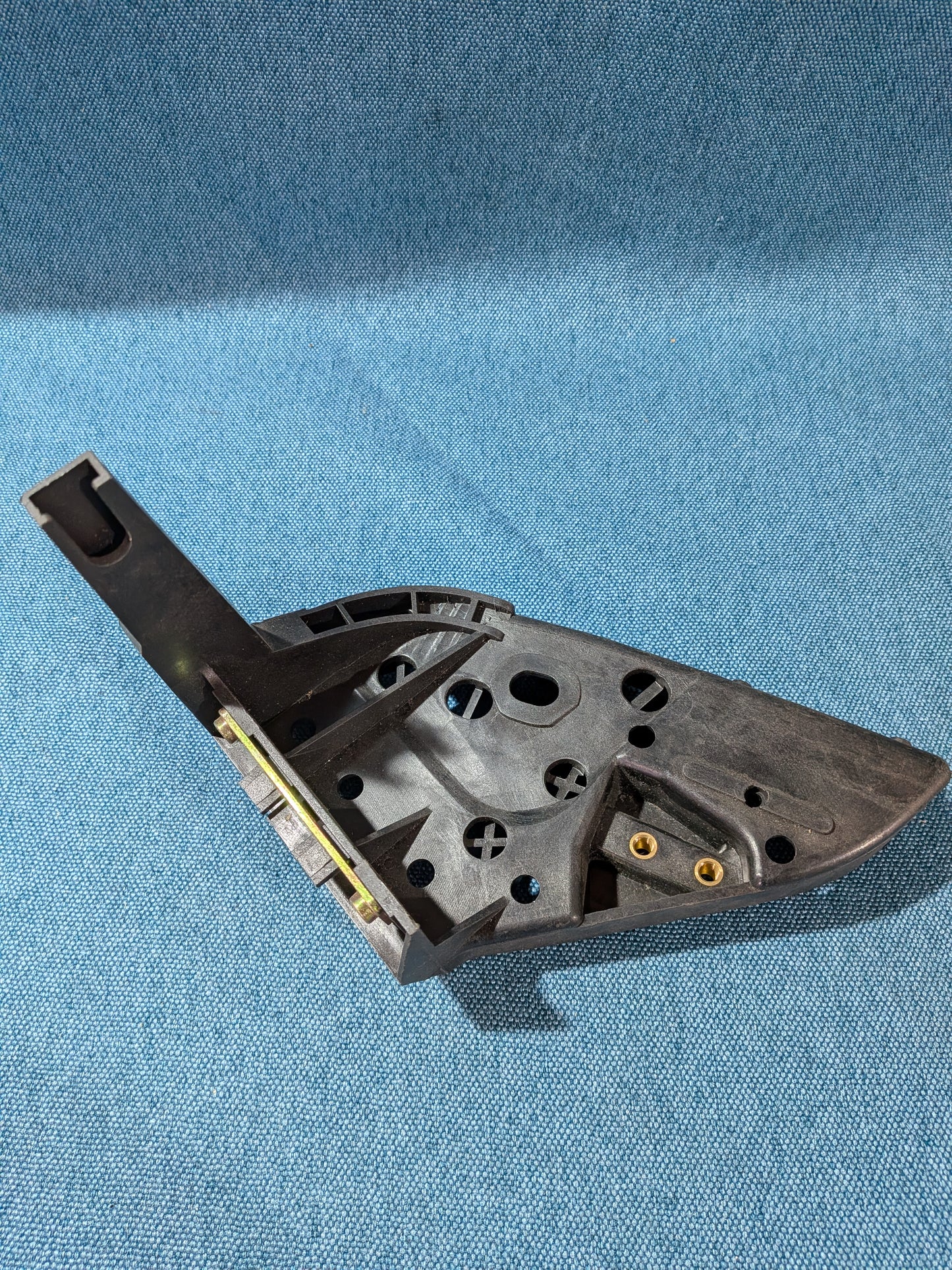 Stoßstangenhalter Rechts Audi A6/S6/4B C5 4B0941706B NOS A15