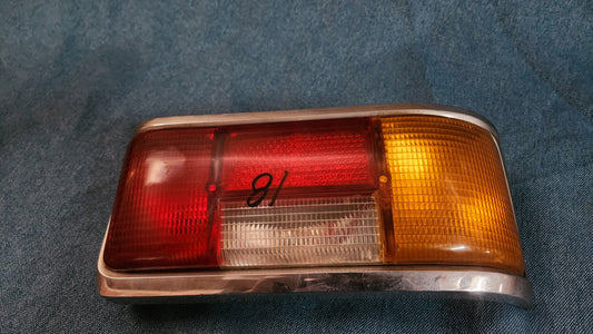 Mercedes W114 Rücklicht Rückleuchte K33360 Gebraucht D1