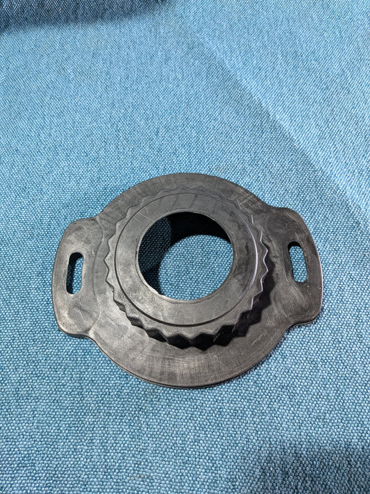 Retaining cap for bearing race T2/T3 Bus 091301197 NOS B15