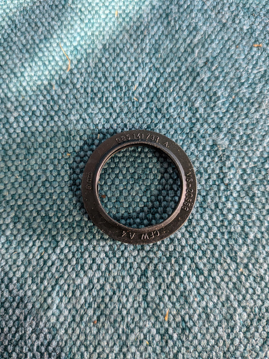 Shaft seal release shaft Golf/Jetta/2/3/Vento/Derby/Polo 86C 085141733 NOS B5