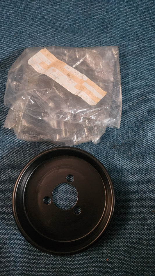 Riemenscheibe Golf3/Vento/T4/PassatB3/B4/Caddy9kv/Polo6N 028121031E Nos G8