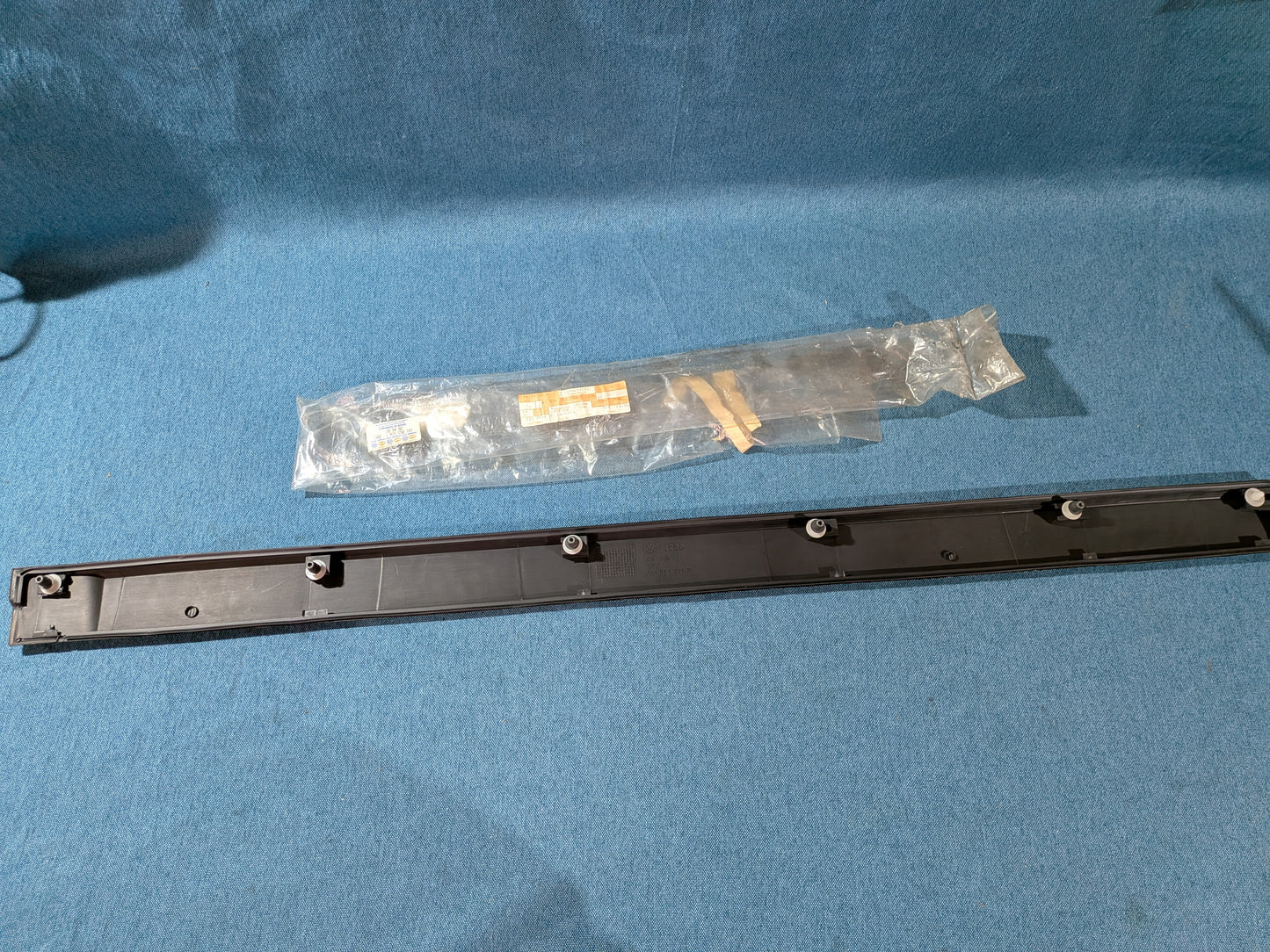 Seitenaufprallschutz Zierleiste Golf/Jetta/2 191853516F NOS A4