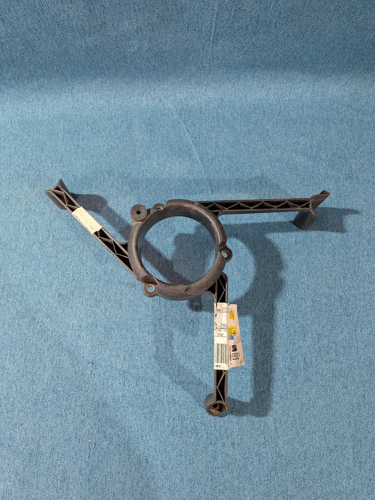 Mounting Bracket for Radiator Fan Golf/Jetta/2/Corrado/Passat B3/Polo 86C 535121209 NOS H9