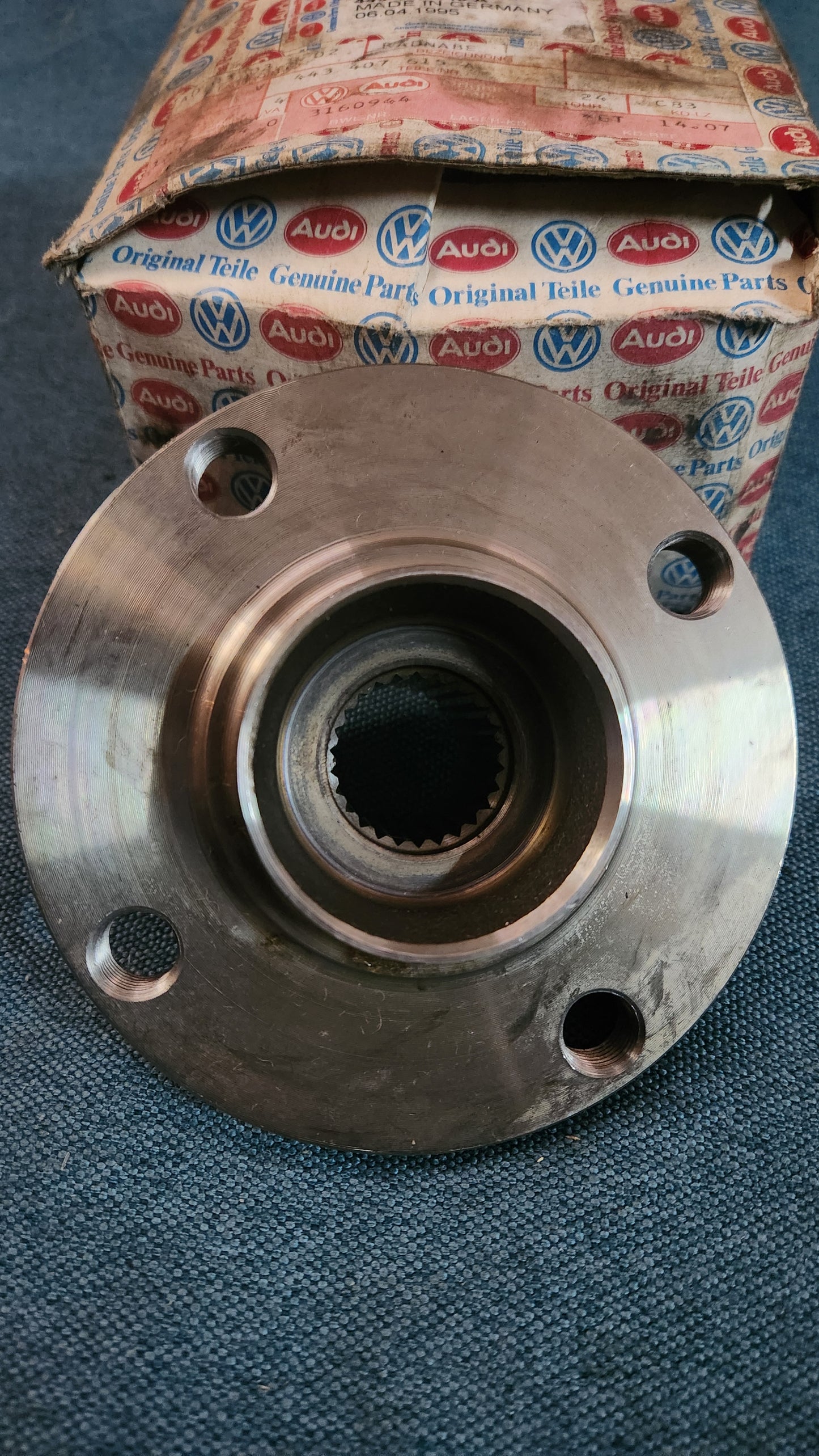 Audi 80/90/Coupe/Typ 85/100/C3/Typ44 Radnabe 4×108 443407615A Nos F4