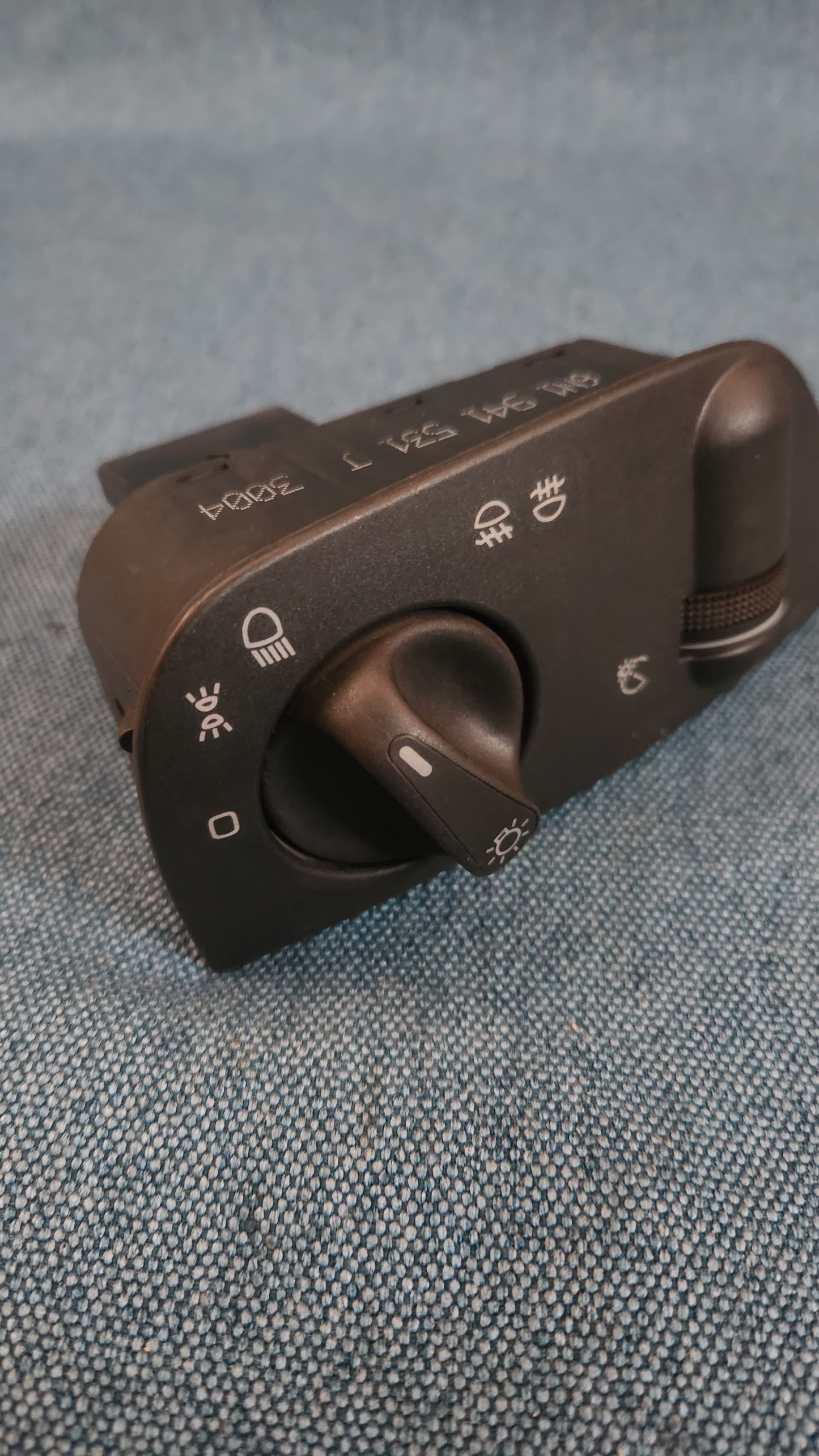 Polo 6N Light Switch with Front Fog Lights 6N1941531J NOS M5