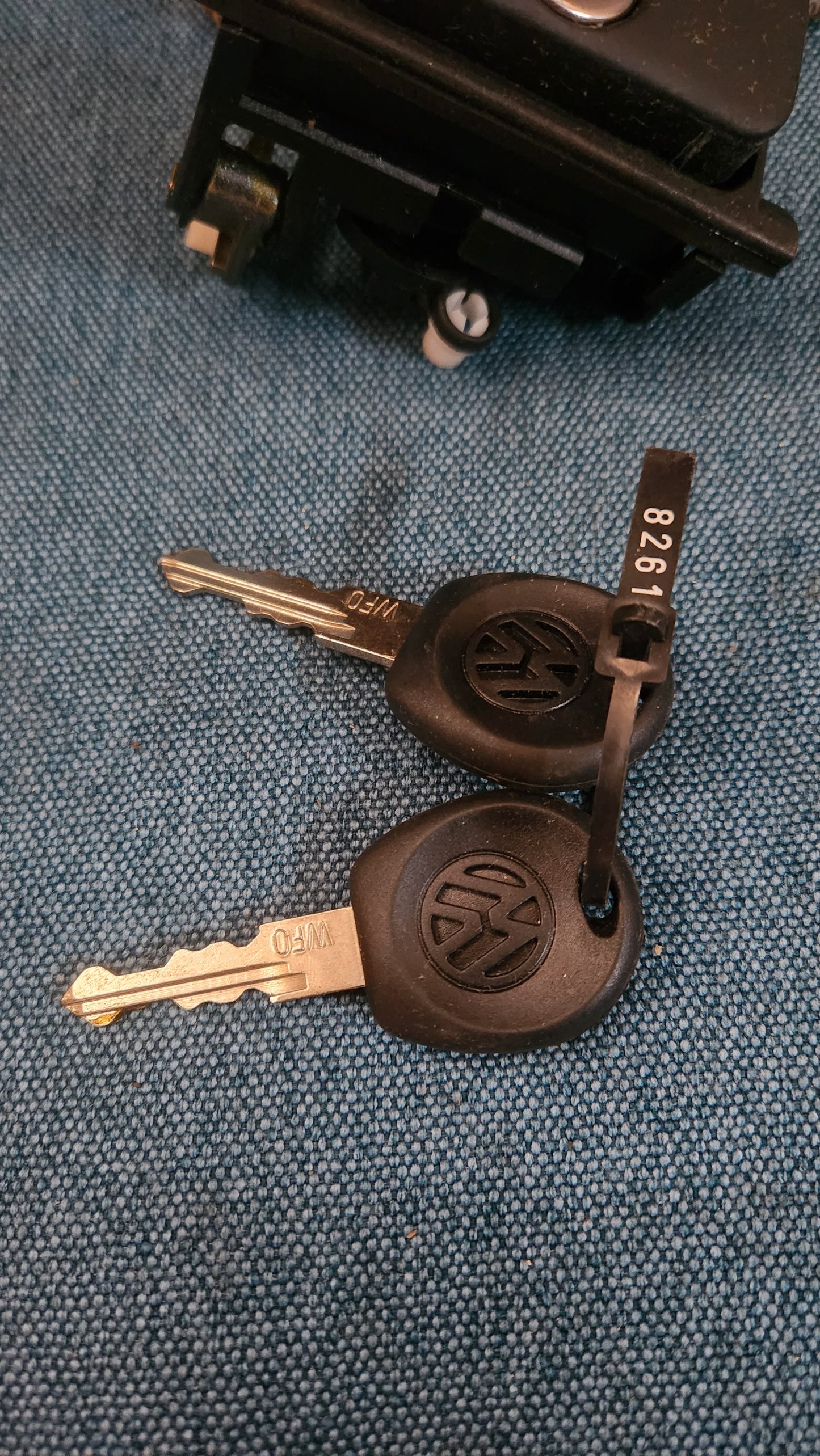 Heckklappenschloss Golf 3/Cabrio 1H6827571 Nos M5