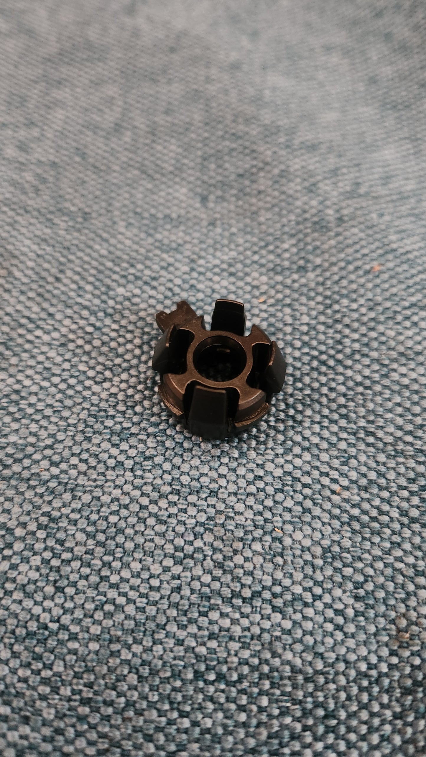 Gelenkstück Scheinwerfer T4 Bus/Polo 86C  867941142  Nos K7/K9