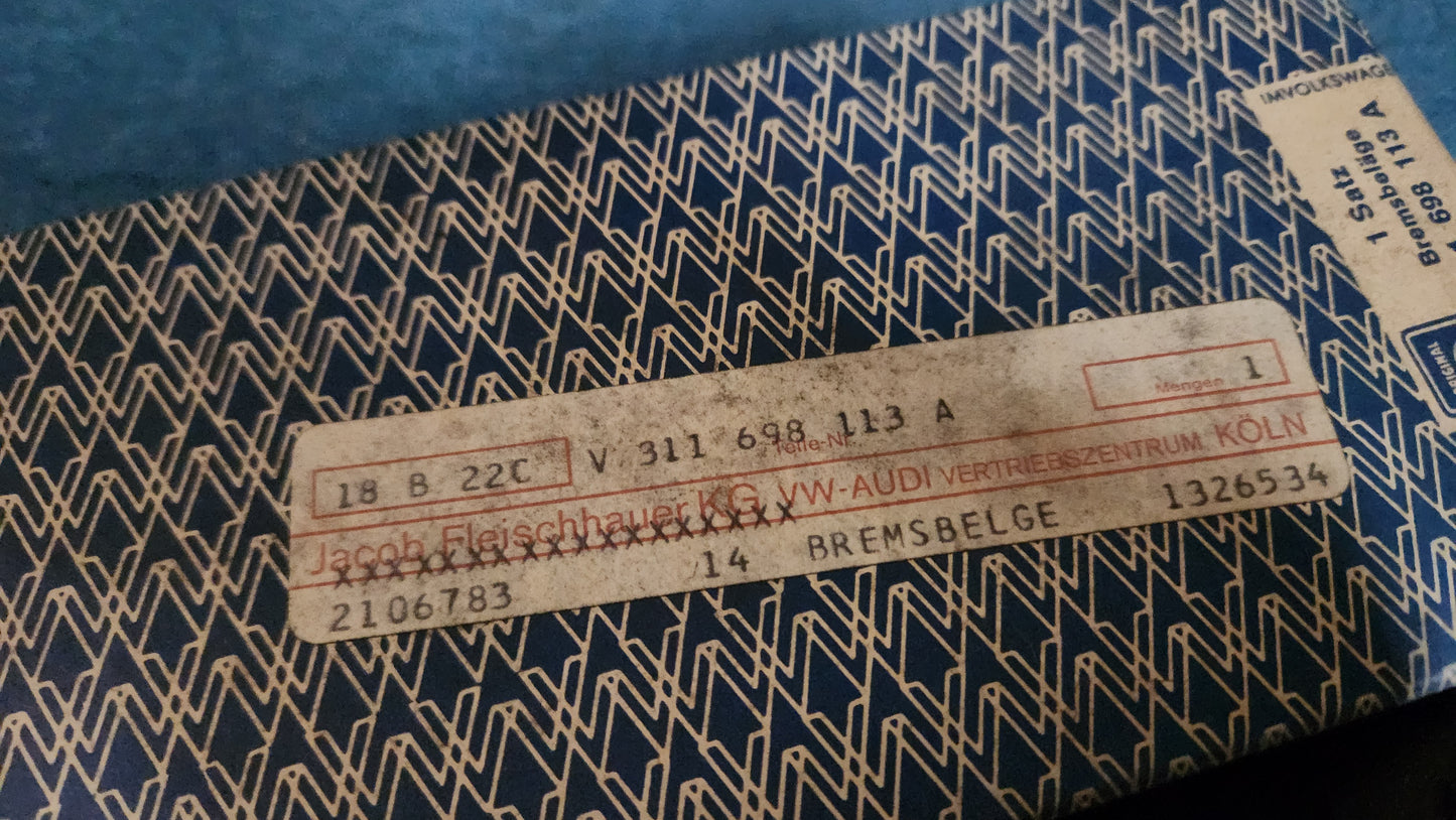 Typ 3 Bremsbeläge Trommelbremse 311698113A Nos E4