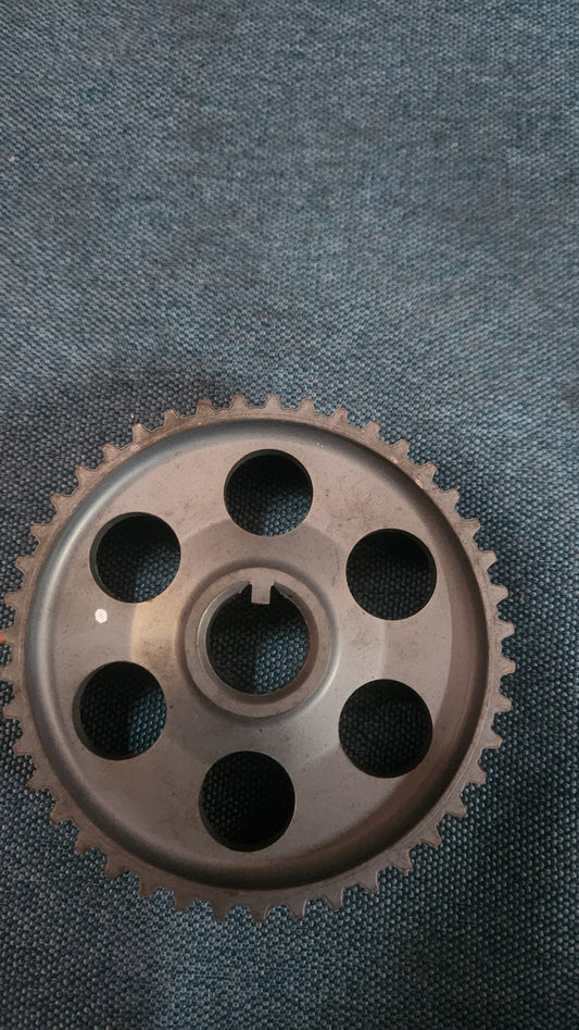 Zahnriemenrad Zwischenwelle Audi A4B5/A8D2/A6C5/80/100/B4/C4 027109111G Nos H5