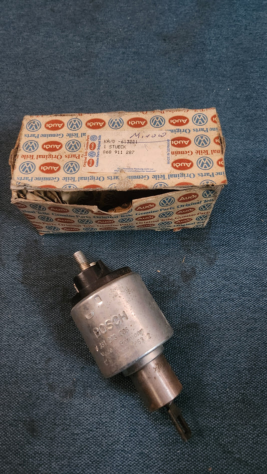 Magnetschalter Anlasser Passat3B/BG/Audi/A4B5/80B4/A6 C5 068911287 Nos G3
