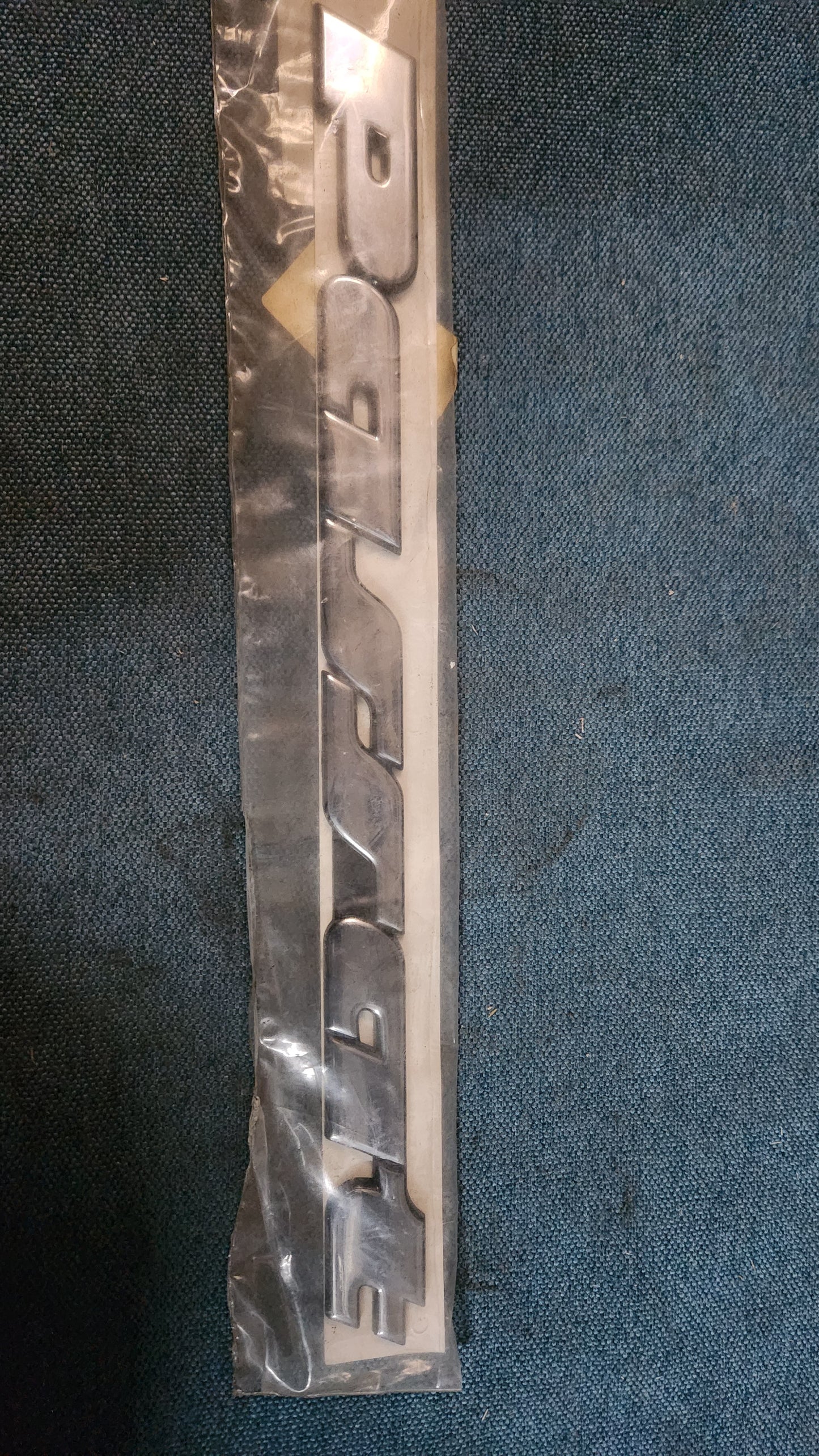Passat B3/B4 35I Schriftzug 3A0853687G Nos G3