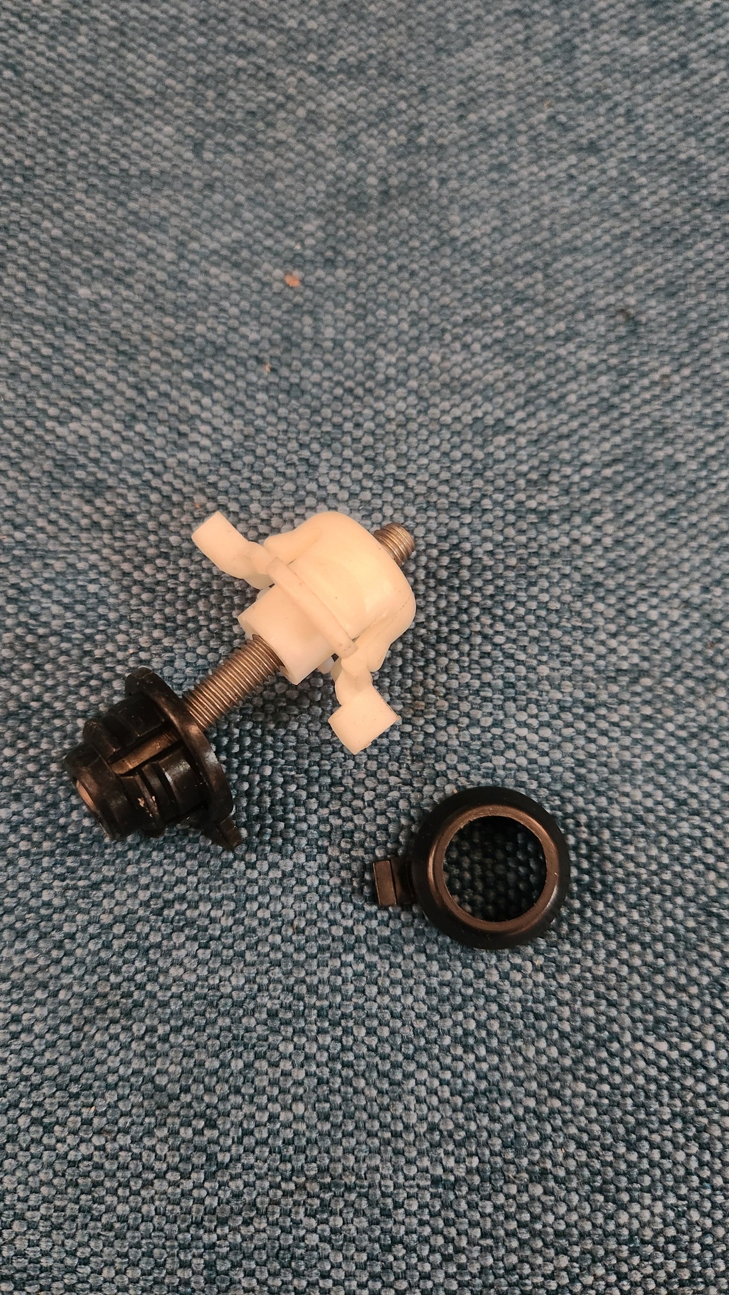 Einstellschraube Scheinwerfer LT1/LT2 281941141C Nos K9/M2/H7