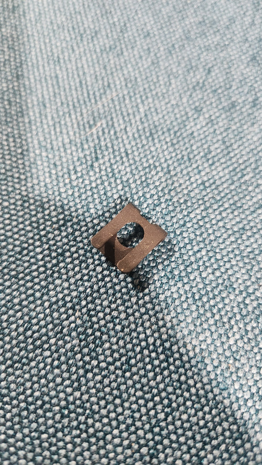 Sicherungsblech für Gaspedal Rolle Käfer/Karmann Ghia/T2 Bus 311721519 NOS A11