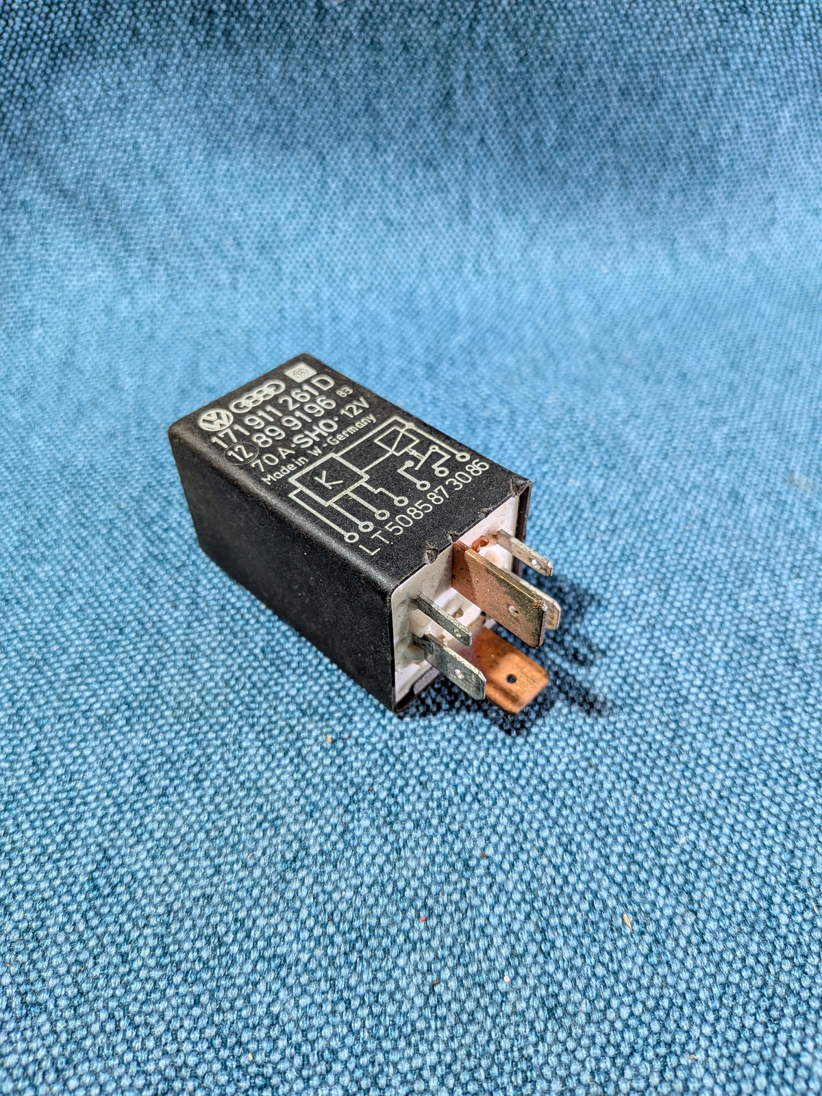 Vorglührelais 60 Golf/Jetta/1/2/T3/T4 Bus/Caddy14D/LT1/PassatB2/Audi80/90/B2/B3/100/C2/C3 171911261D Gebraucht E12