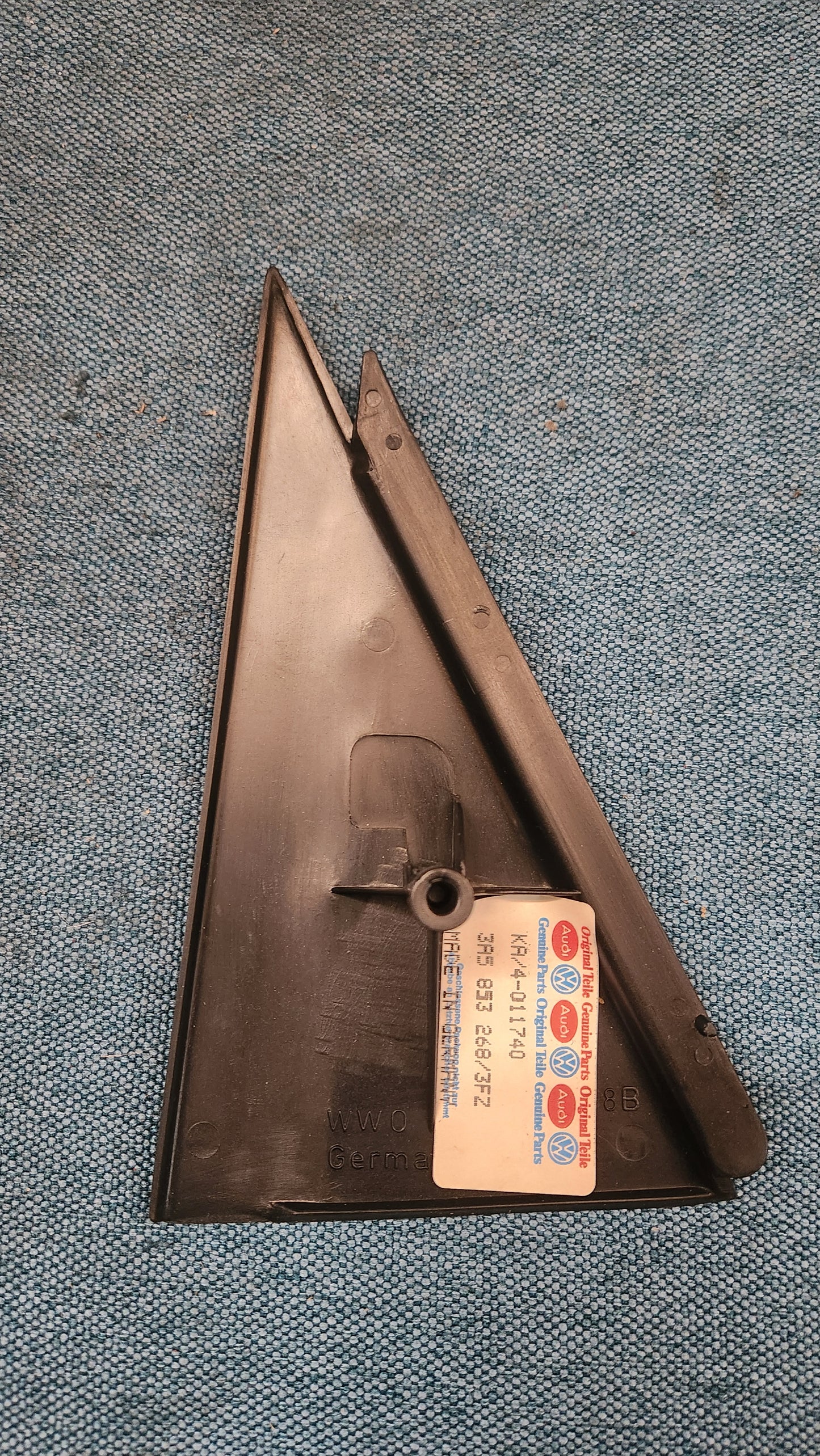 Passat B4 Spiegelabdeckung 3A5853268 Nos H6