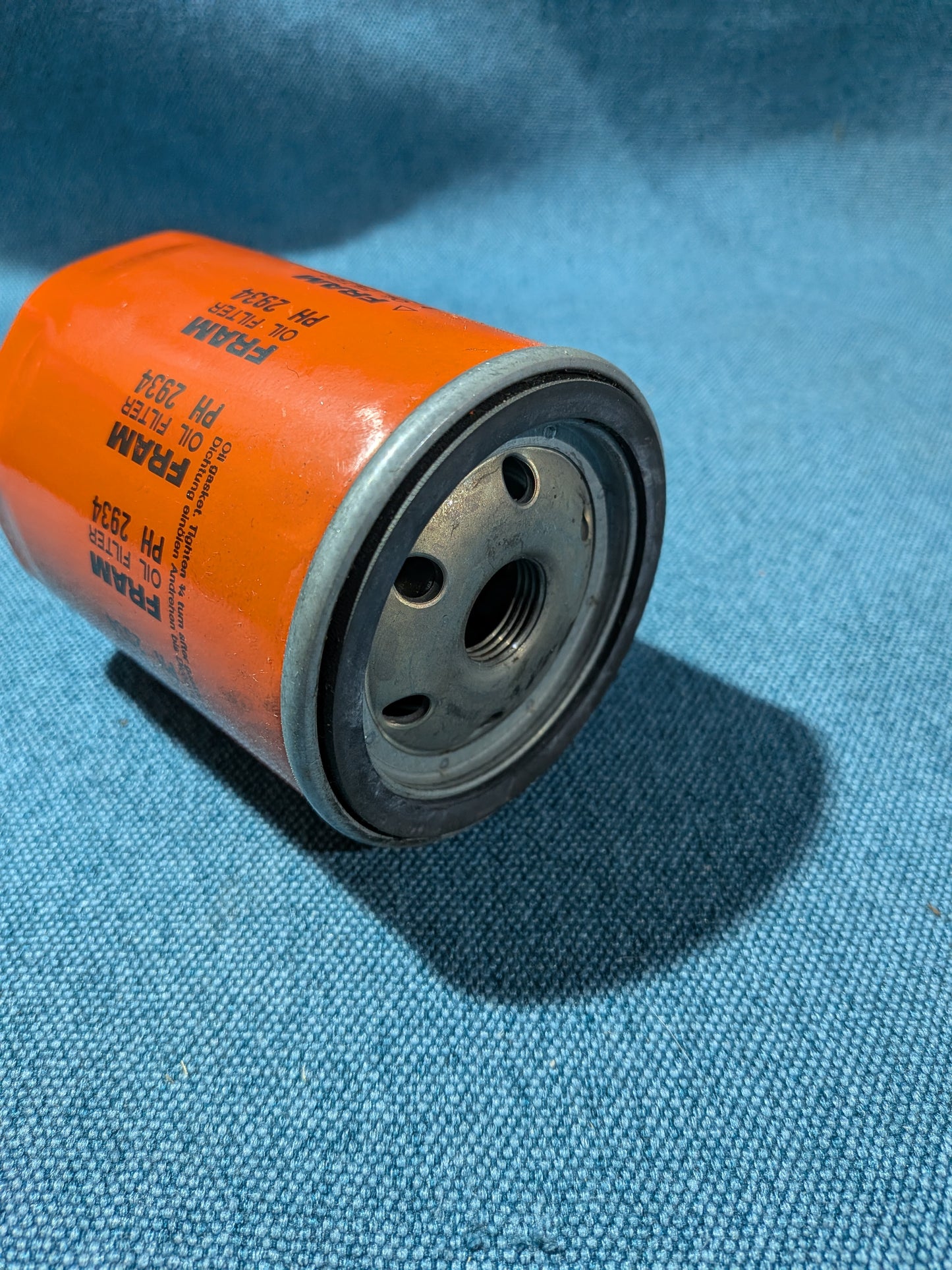 Oil filter Fram PH2934 Opel/Ascona C/Astra F/Kadett/E/D/Vectra A 90421982 NOS/New A26