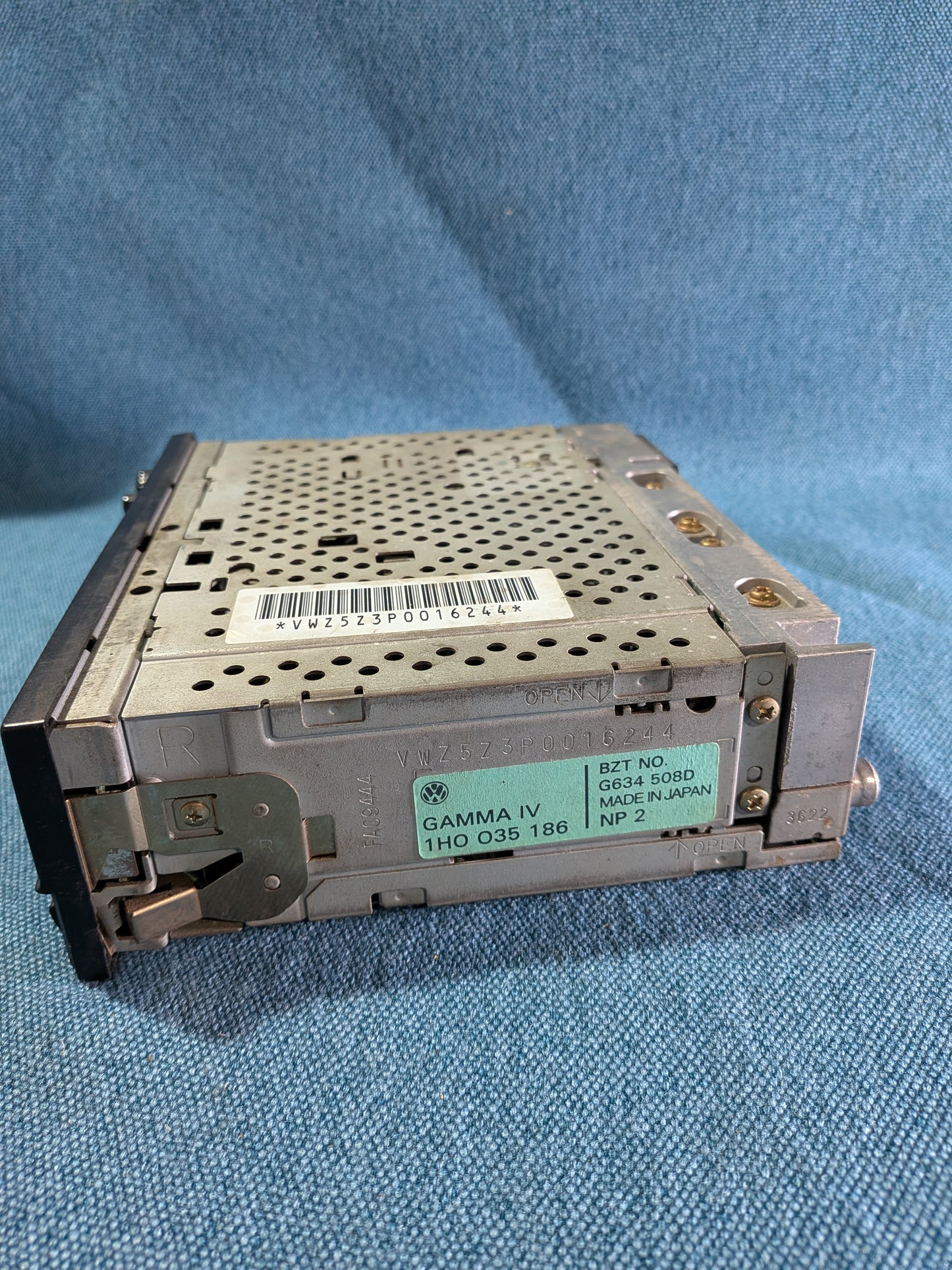 Radio Gamma 4 1H0035186 No Code Used E11